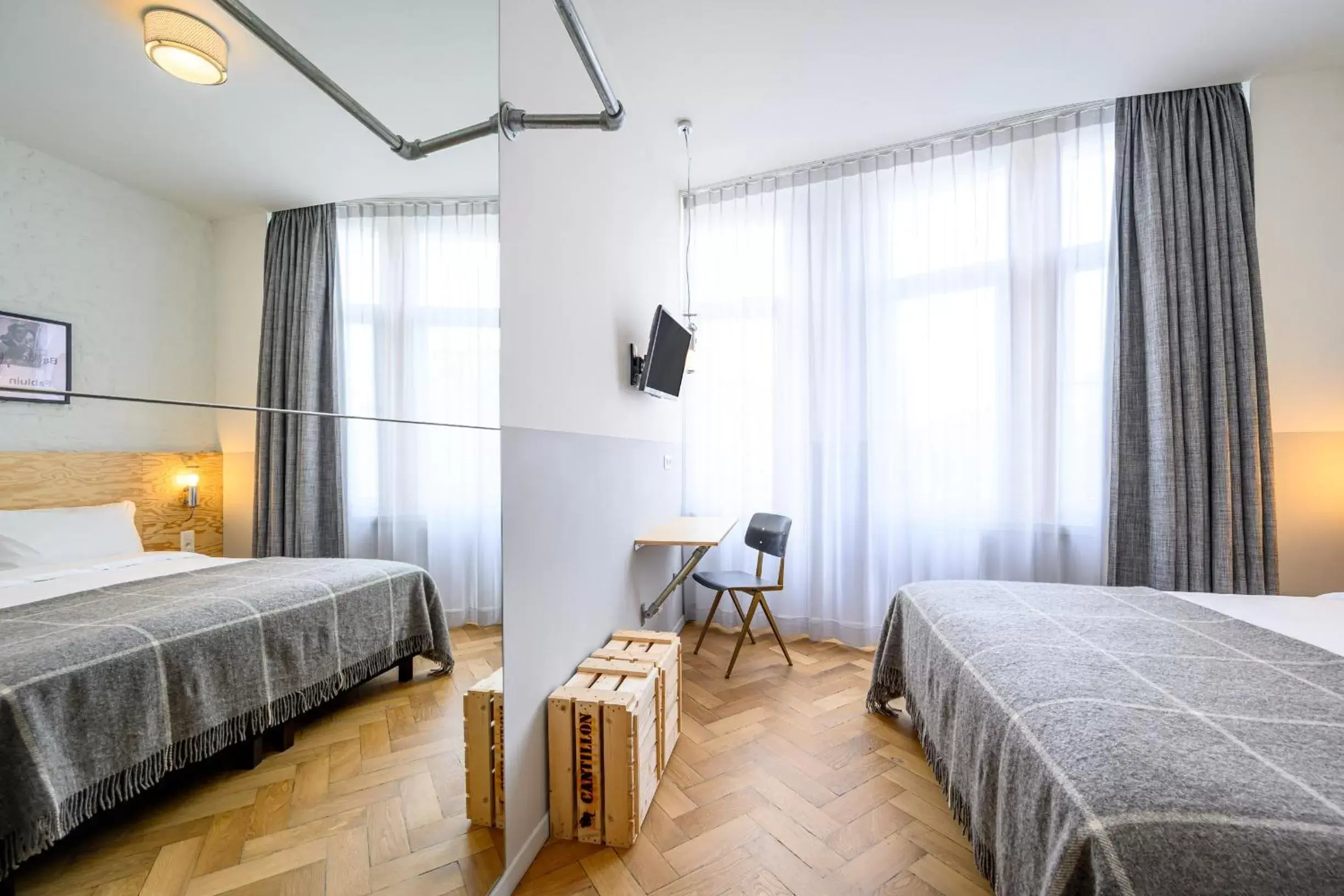 Photo of the whole room, Bed in Hotel La Grande Cloche