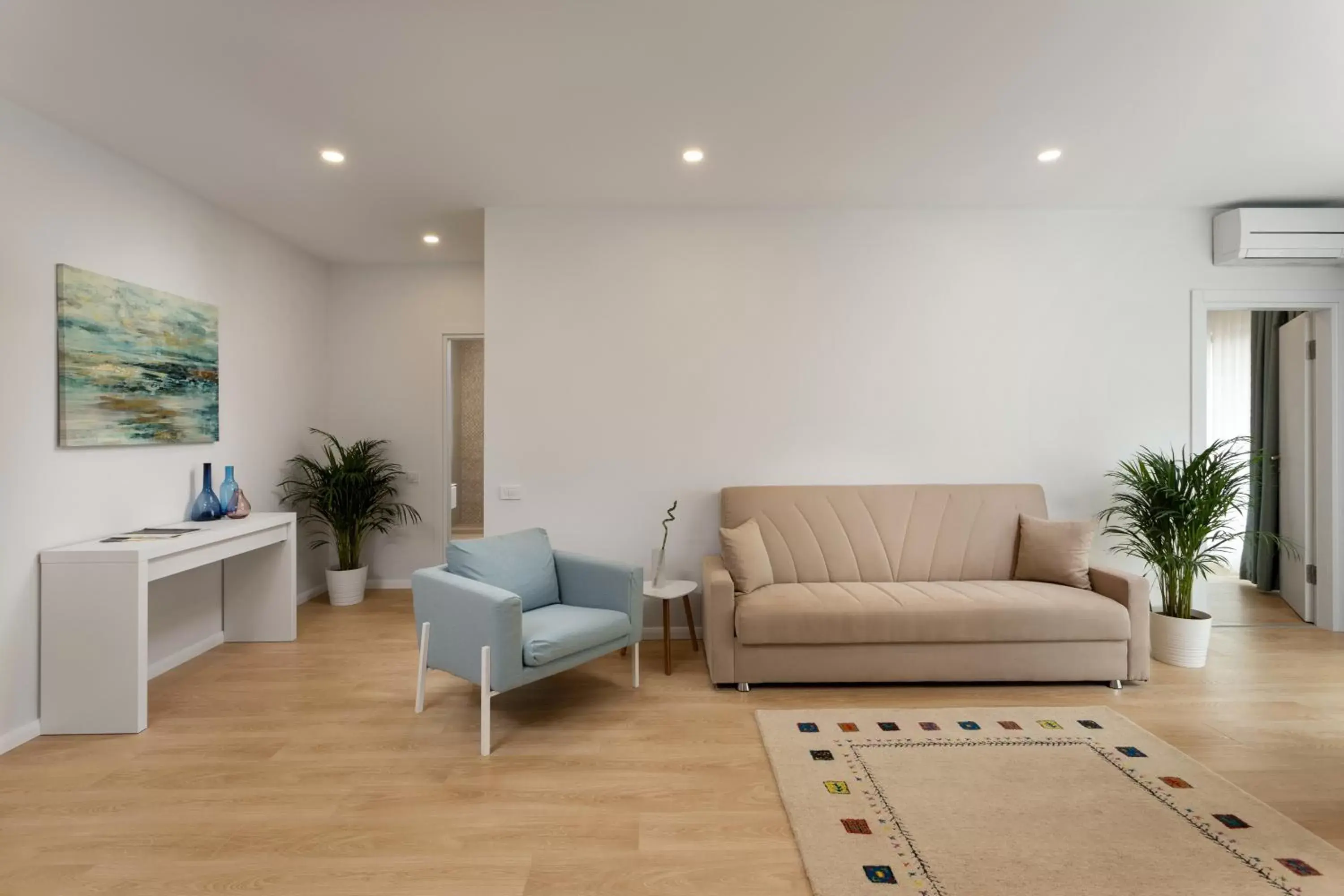 Living room, Seating Area in Athina Suites Hotel