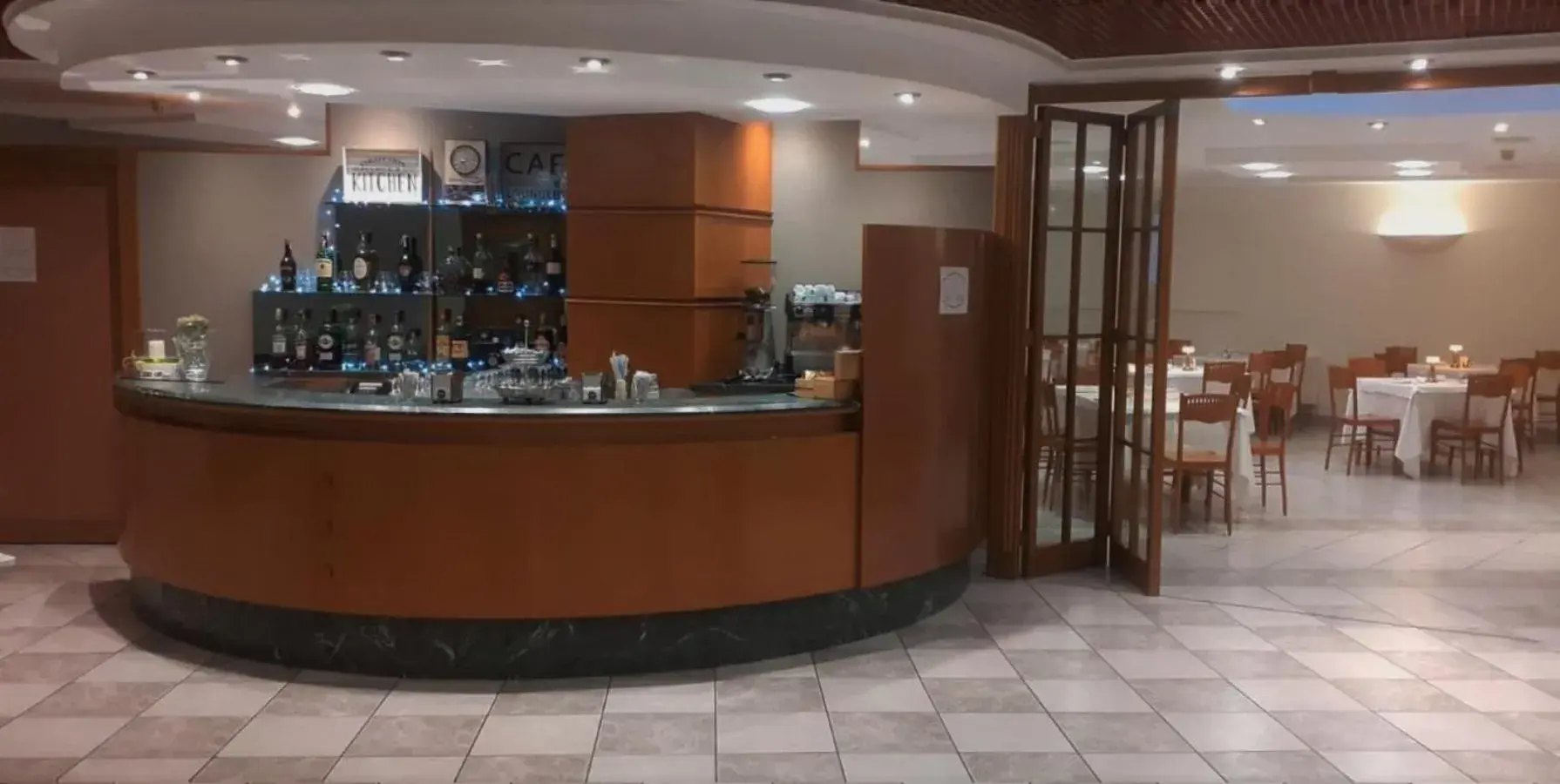 Restaurant/places to eat in Hotel Colonne Restaurant/places to eat in Hotel Colonne