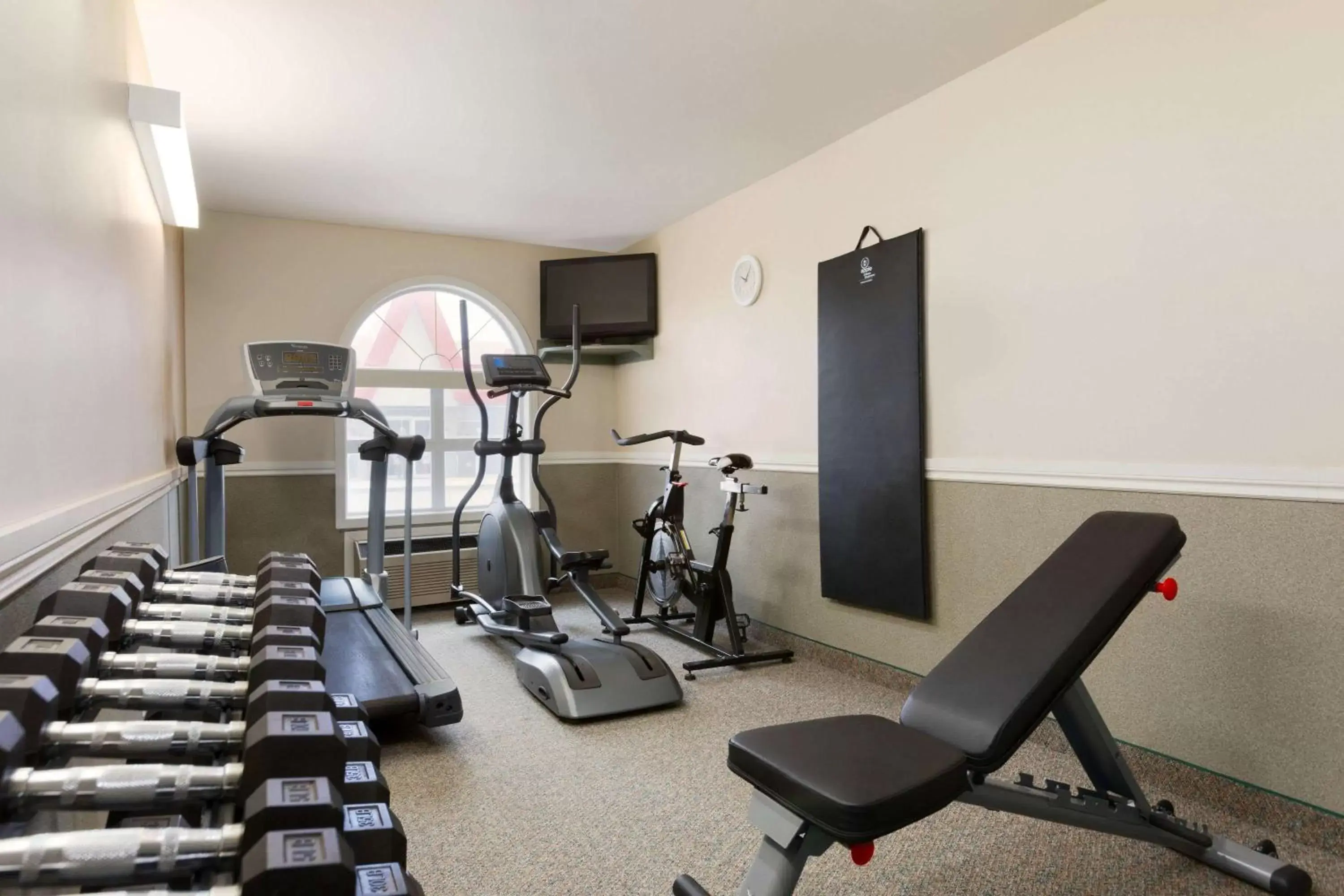 Activities, Fitness Center/Facilities in Days Inn by Wyndham Steinbach