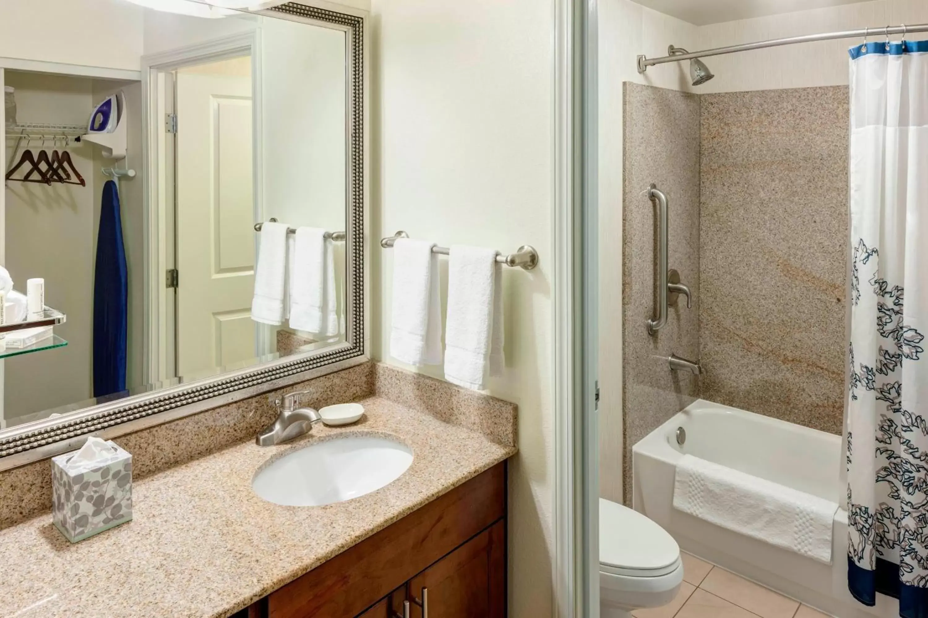 Bathroom in Residence Inn by Marriott Chicago Lake Forest/Mettawa