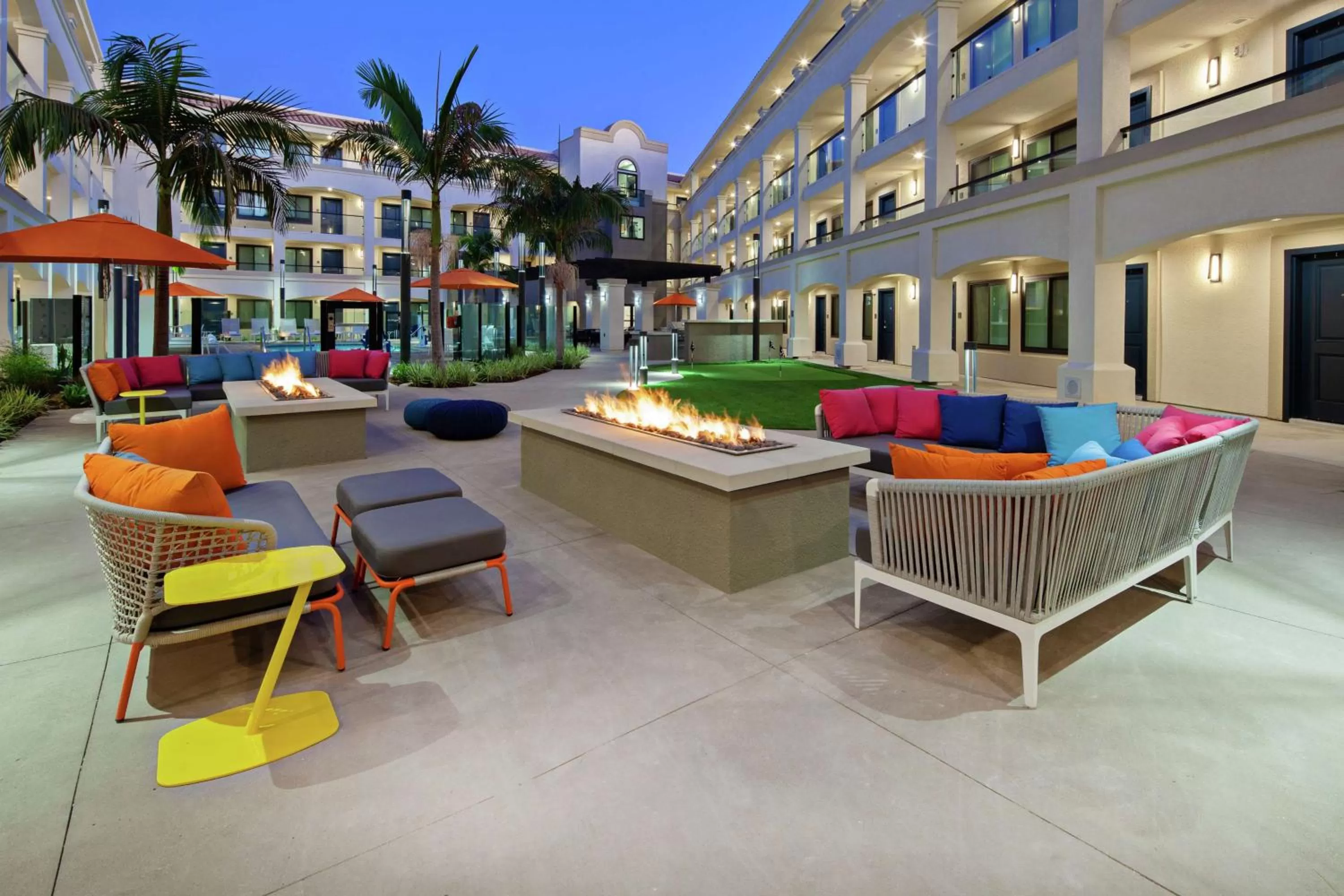 Inner courtyard view in Homewood Suites By Hilton San Diego Central