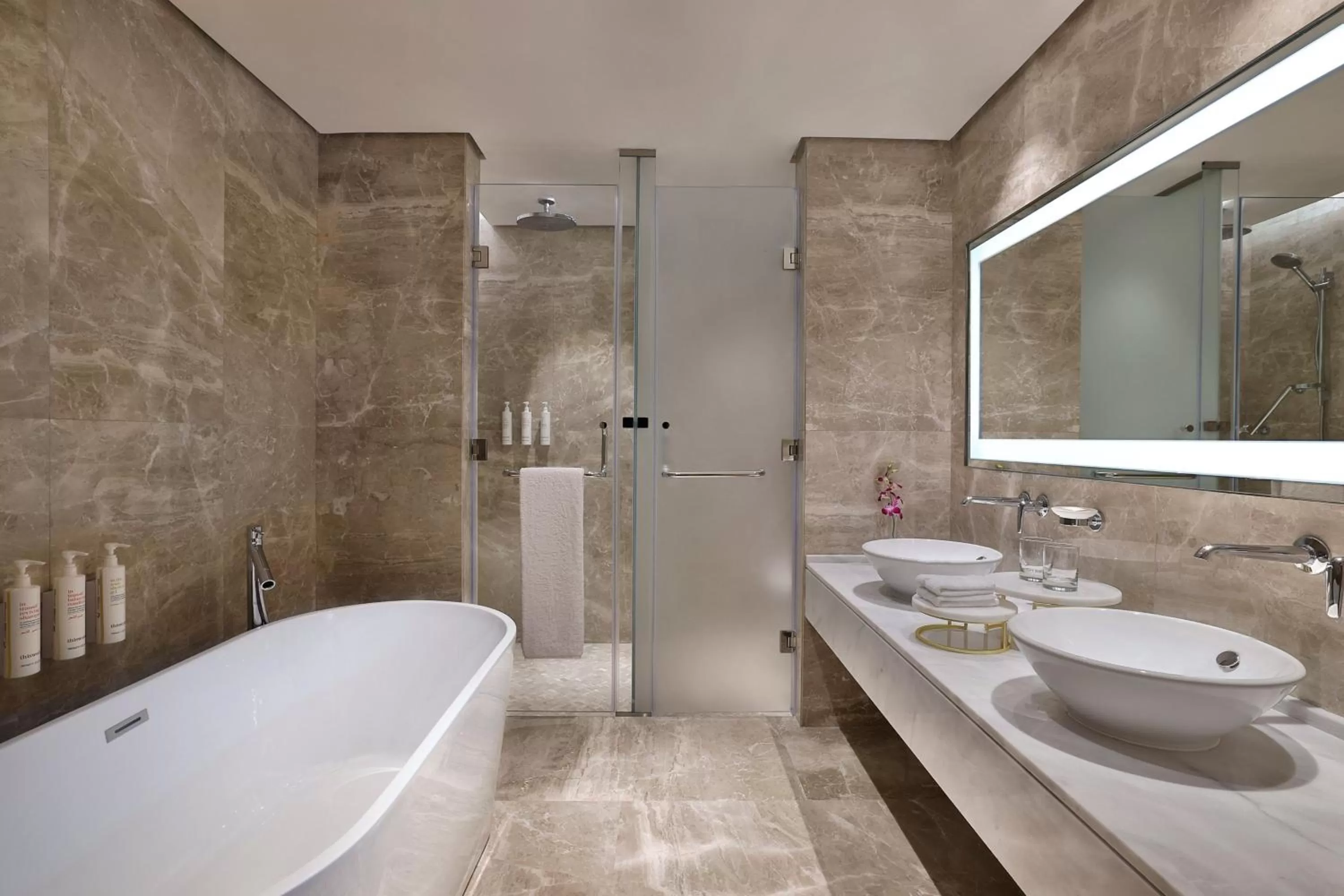 Bathroom in Jeddah Marriott Hotel Madinah Road