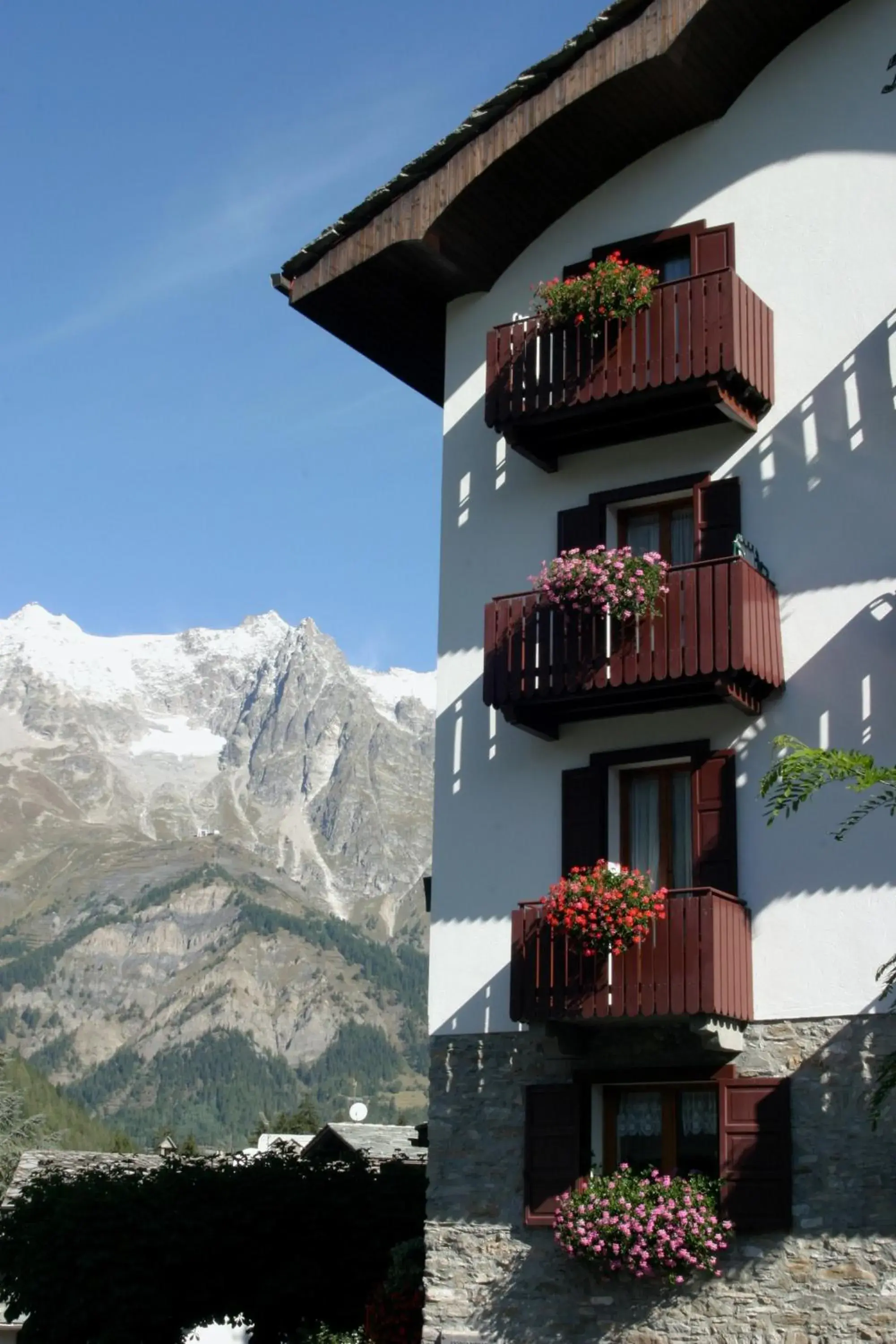 Facade/entrance, Property Building in Hotel Berthod