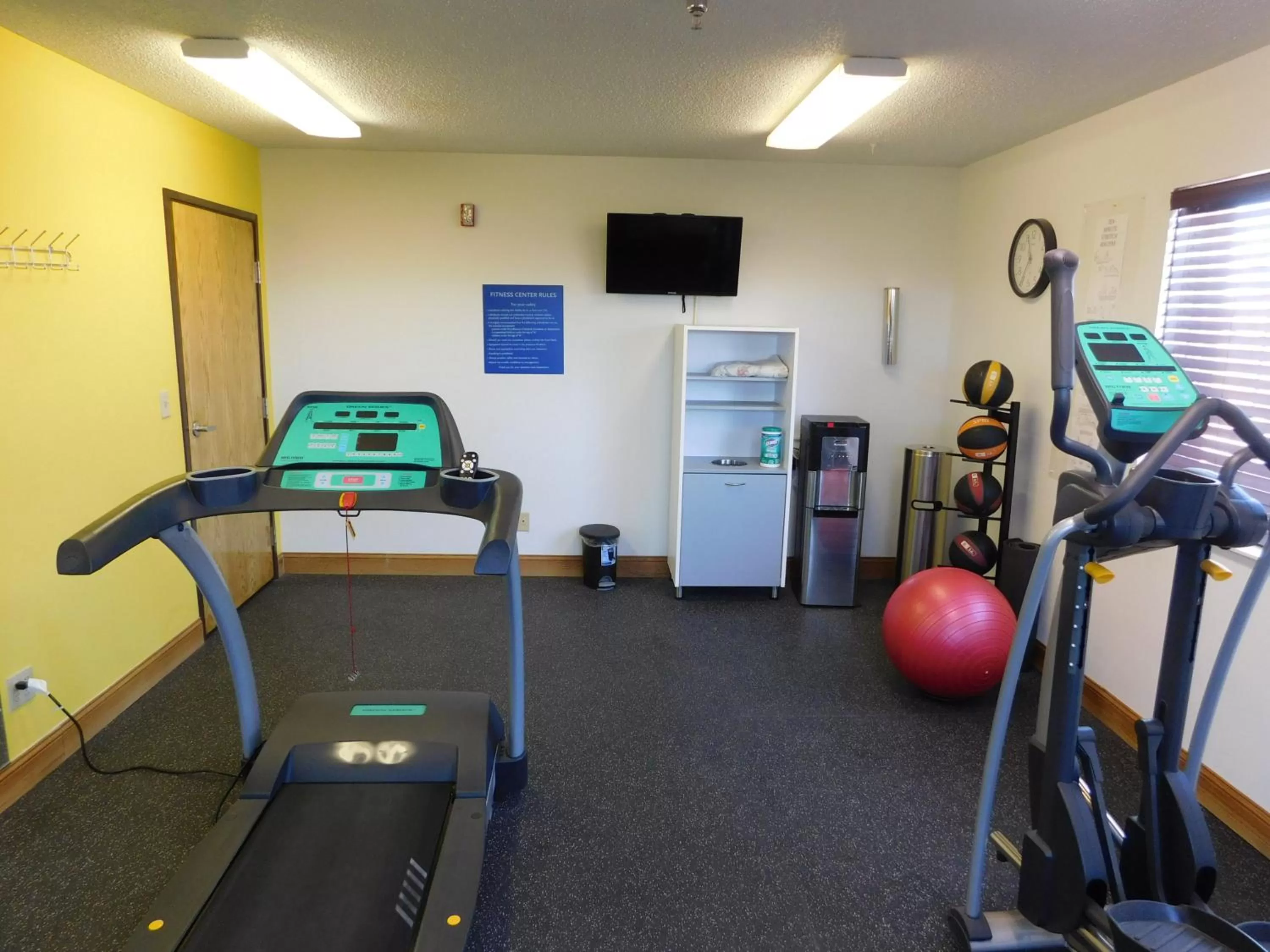 Fitness centre/facilities in Days Inn by Wyndham Lexington NE