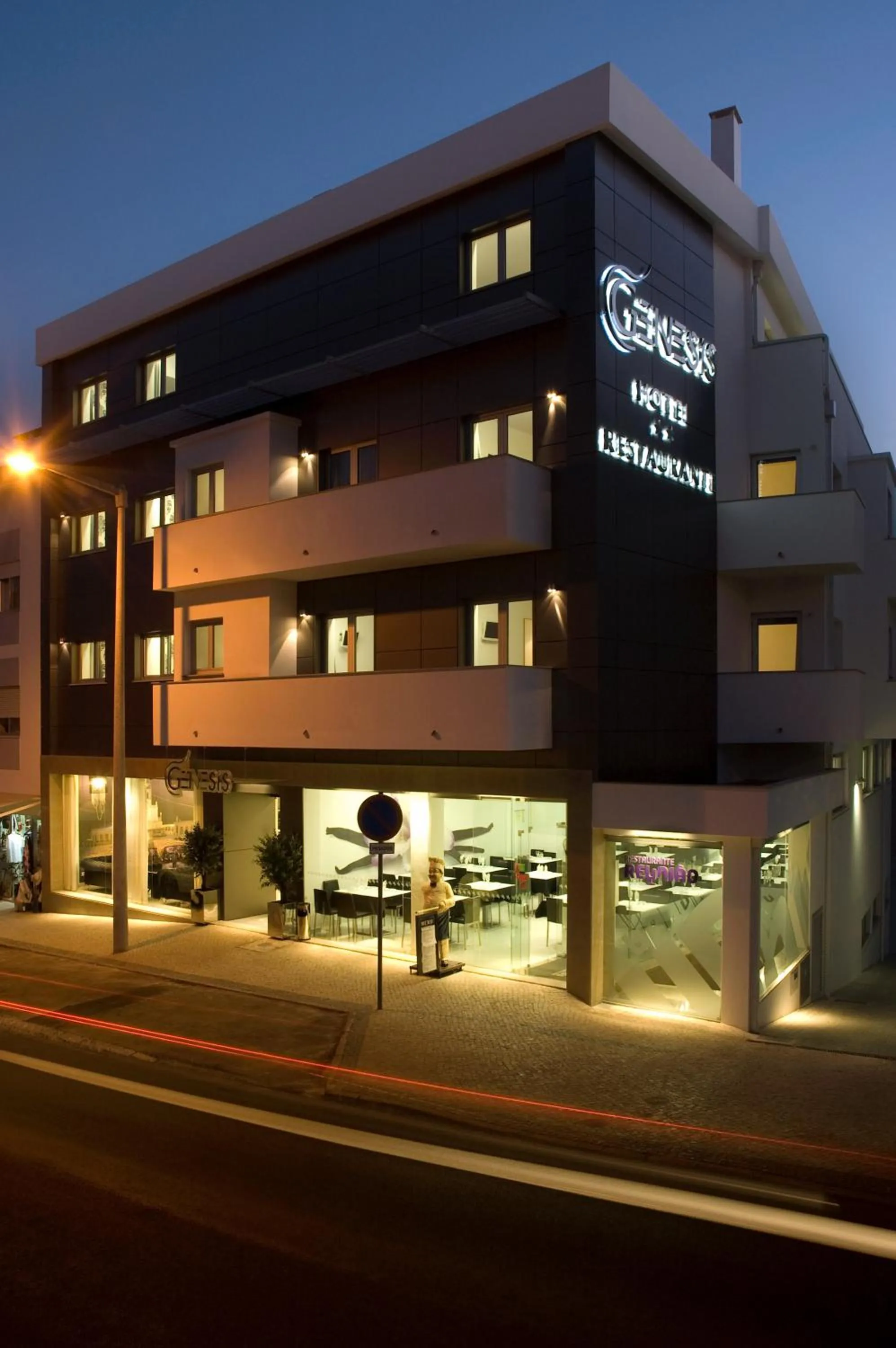 Facade/entrance in Hotel Genesis