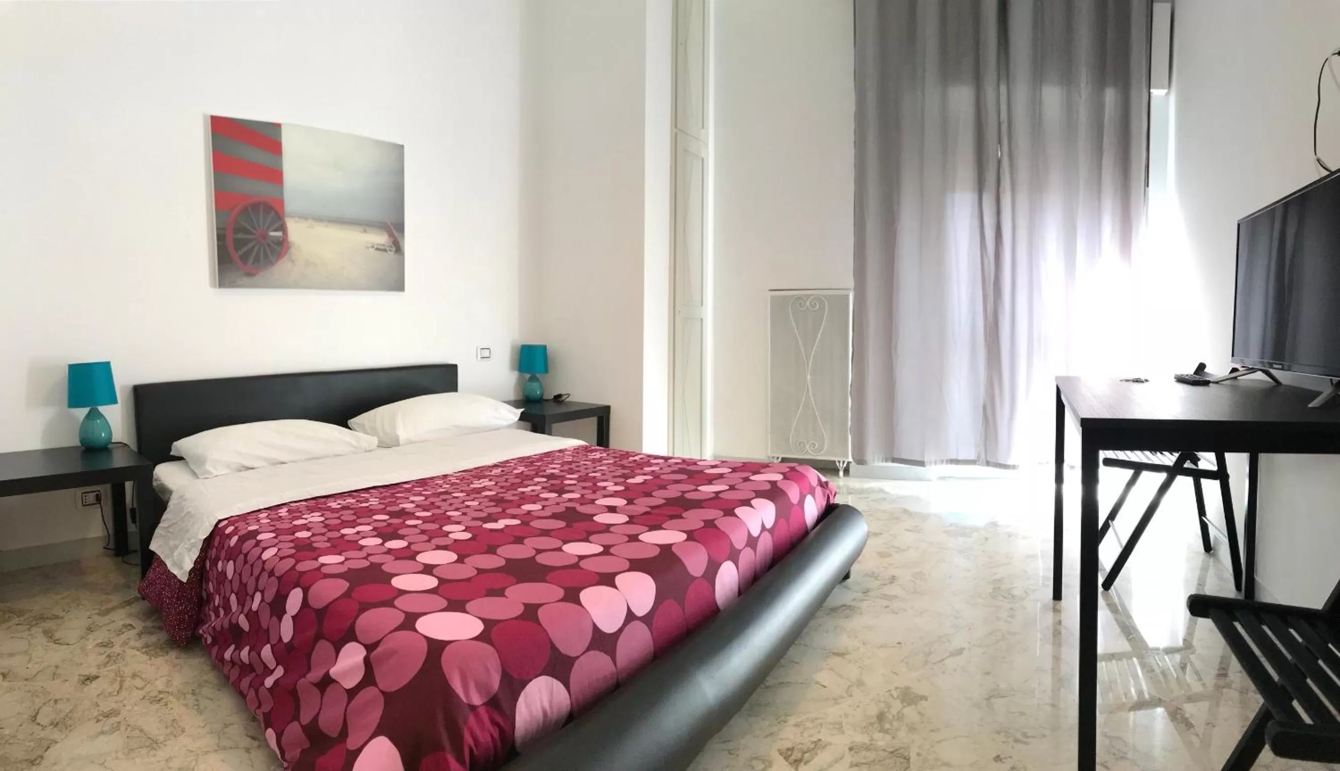 Bed in CAVOUR 124 -guest-room-