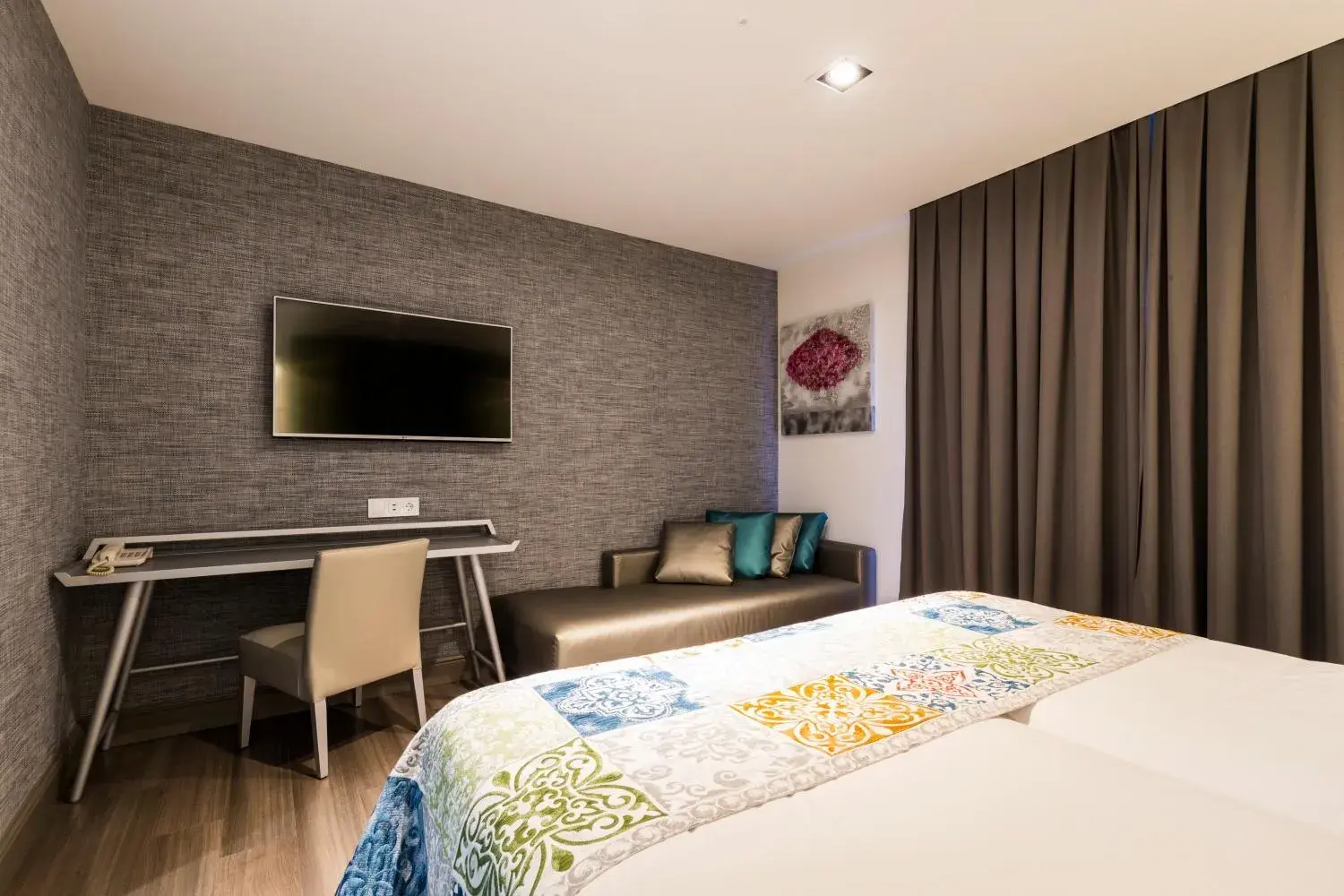 Bed in Sant Jordi Boutique Hotel