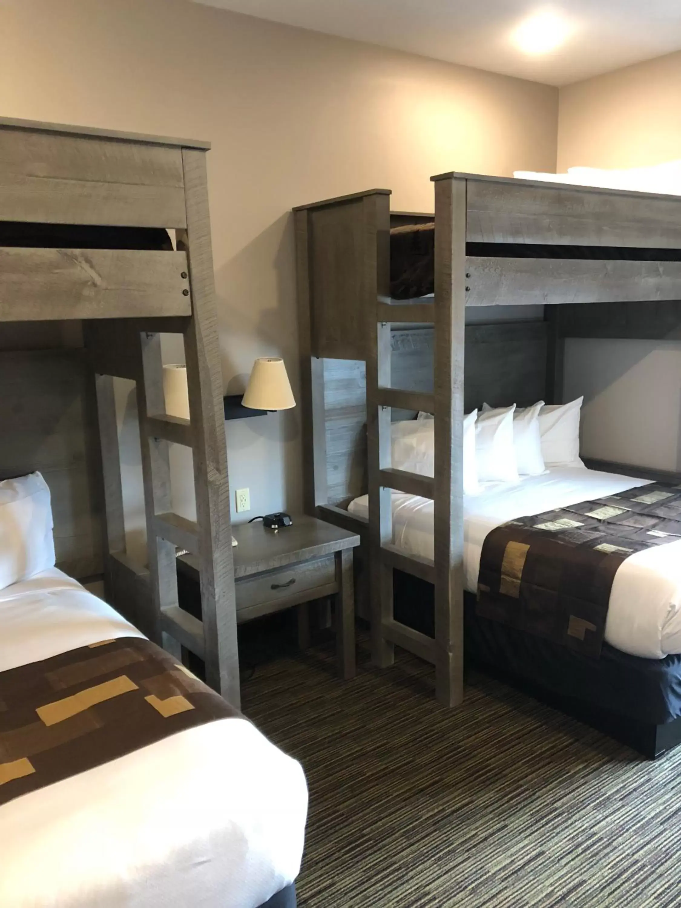 Bed in Kelly Inn West Yellowstone Bed in Kelly Inn West Yellowstone