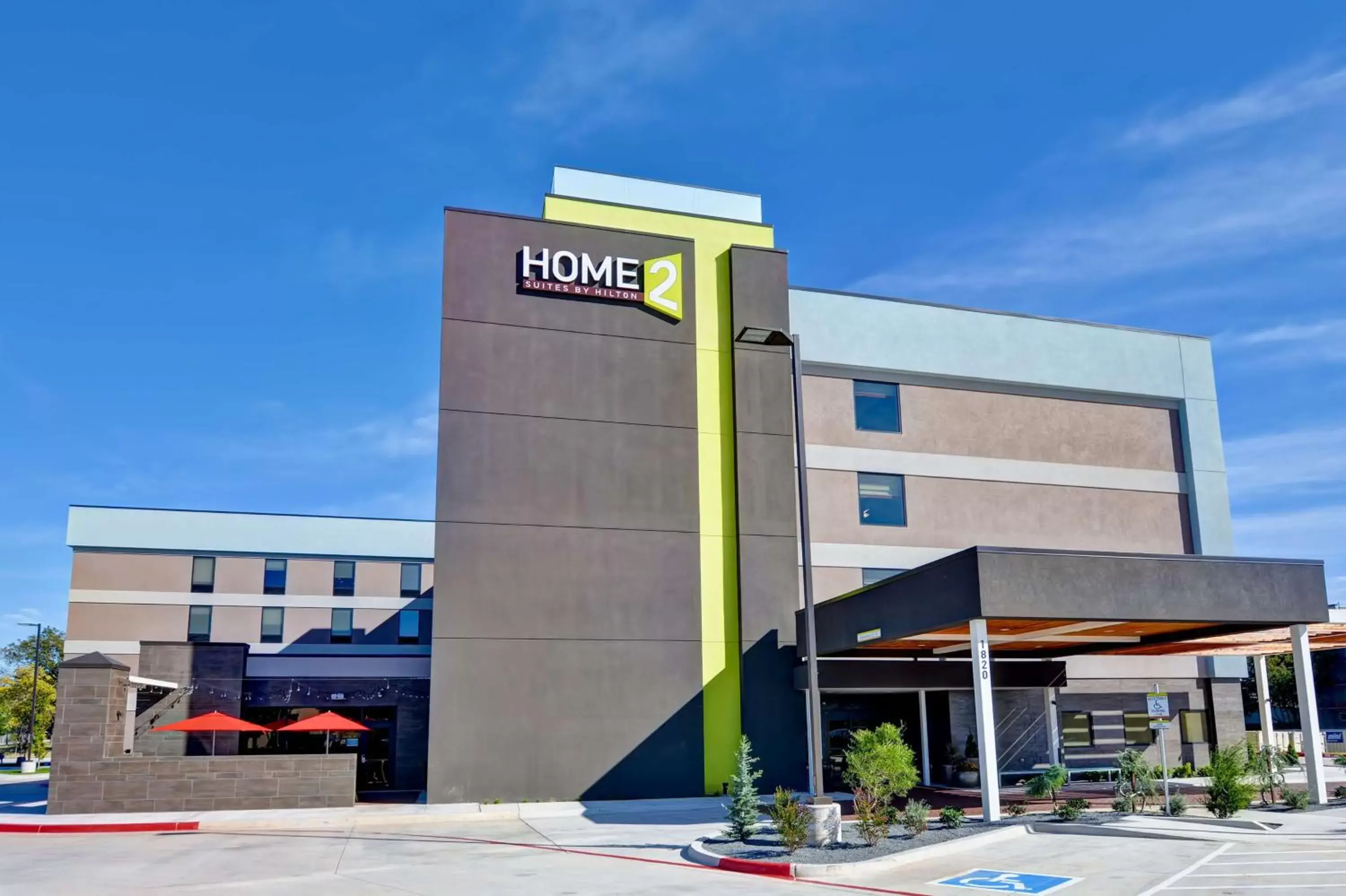 Property building in Home2 Suites by Hilton OKC Midwest City Tinker AFB Property building in Home2 Suites by Hilton OKC Midwest City Tinker AFB