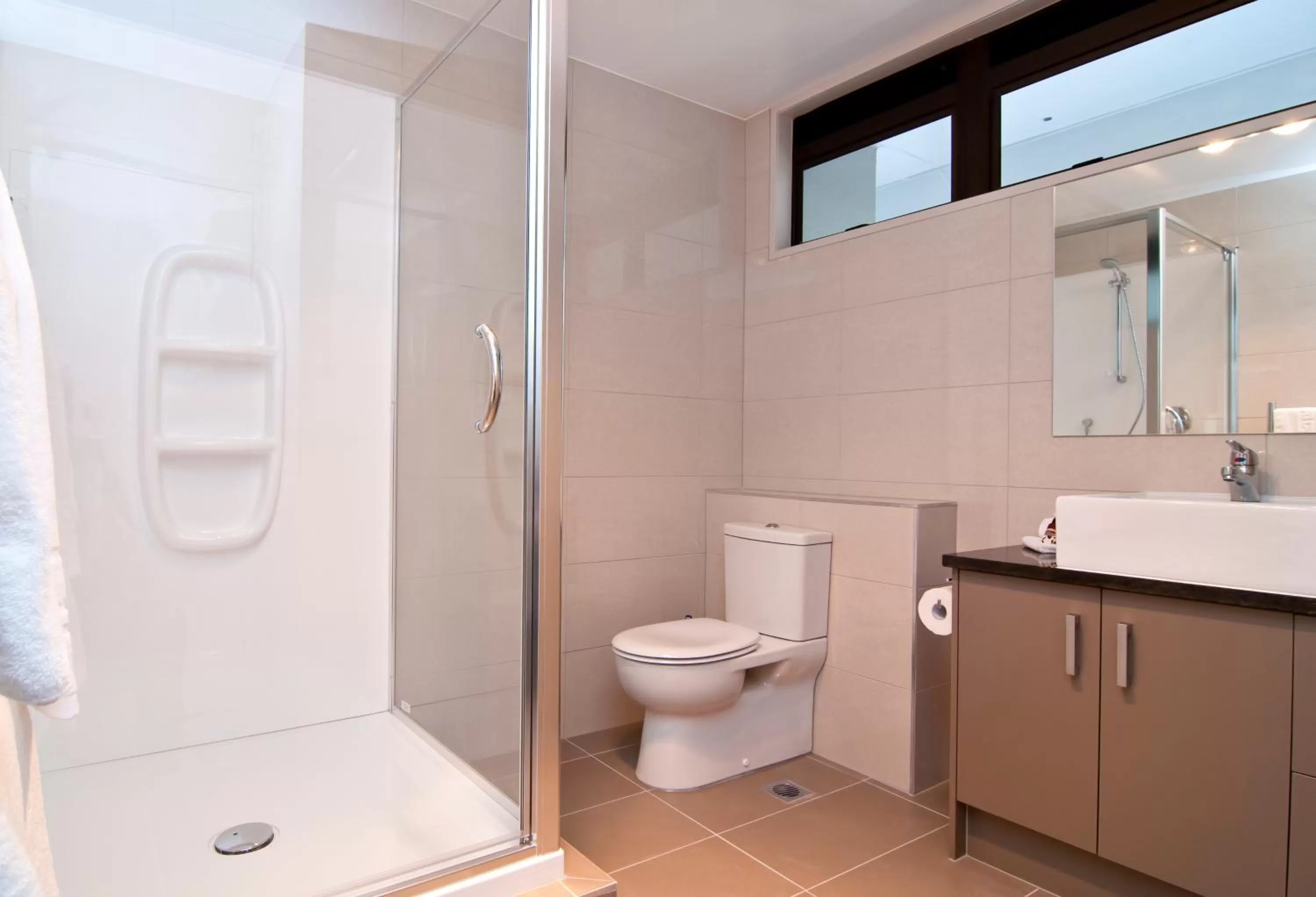 Shower in Breakwater Motel