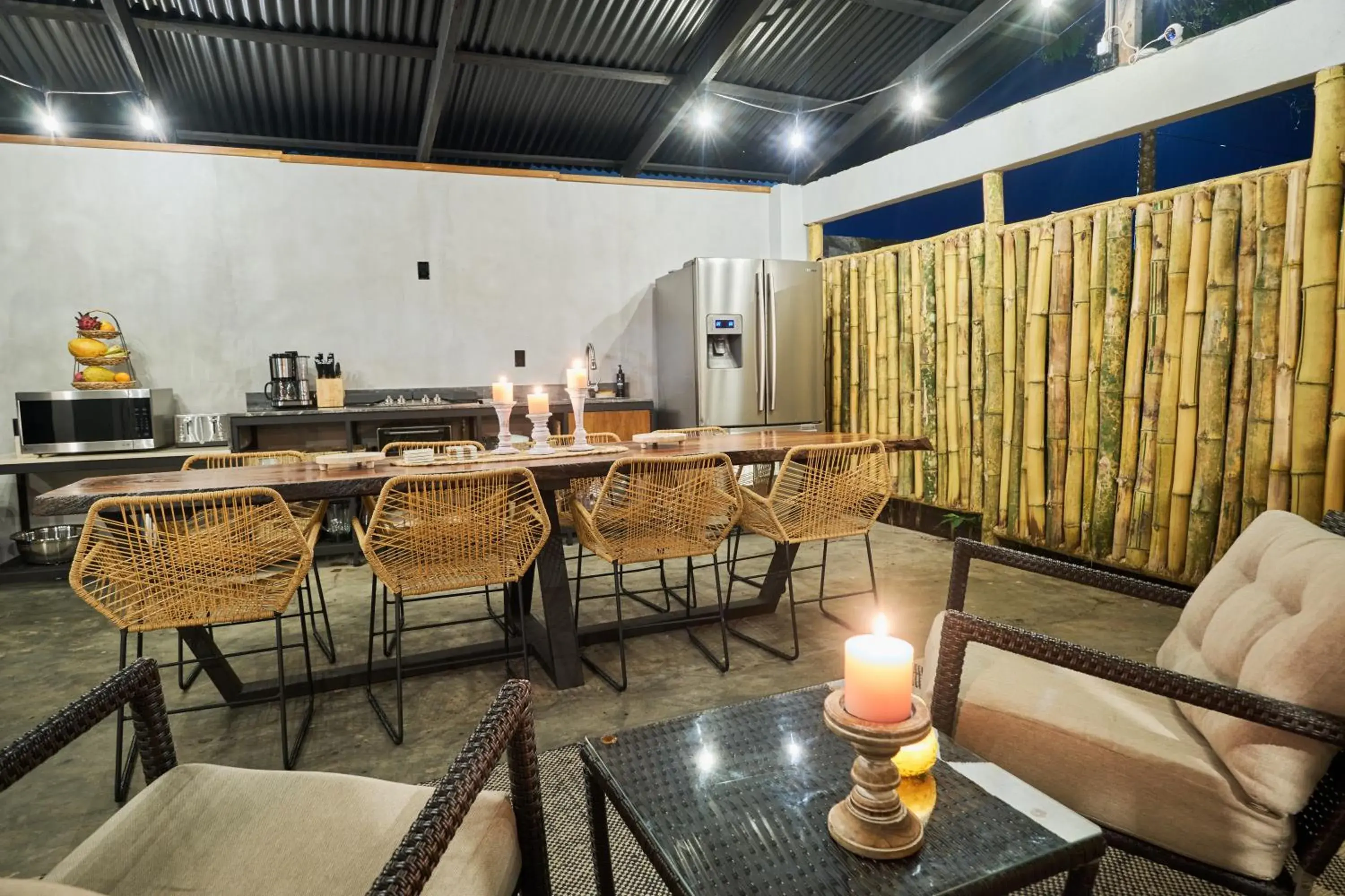 Kitchen or kitchenette, Restaurant/Places to Eat in SUWA VILLA ARENAL