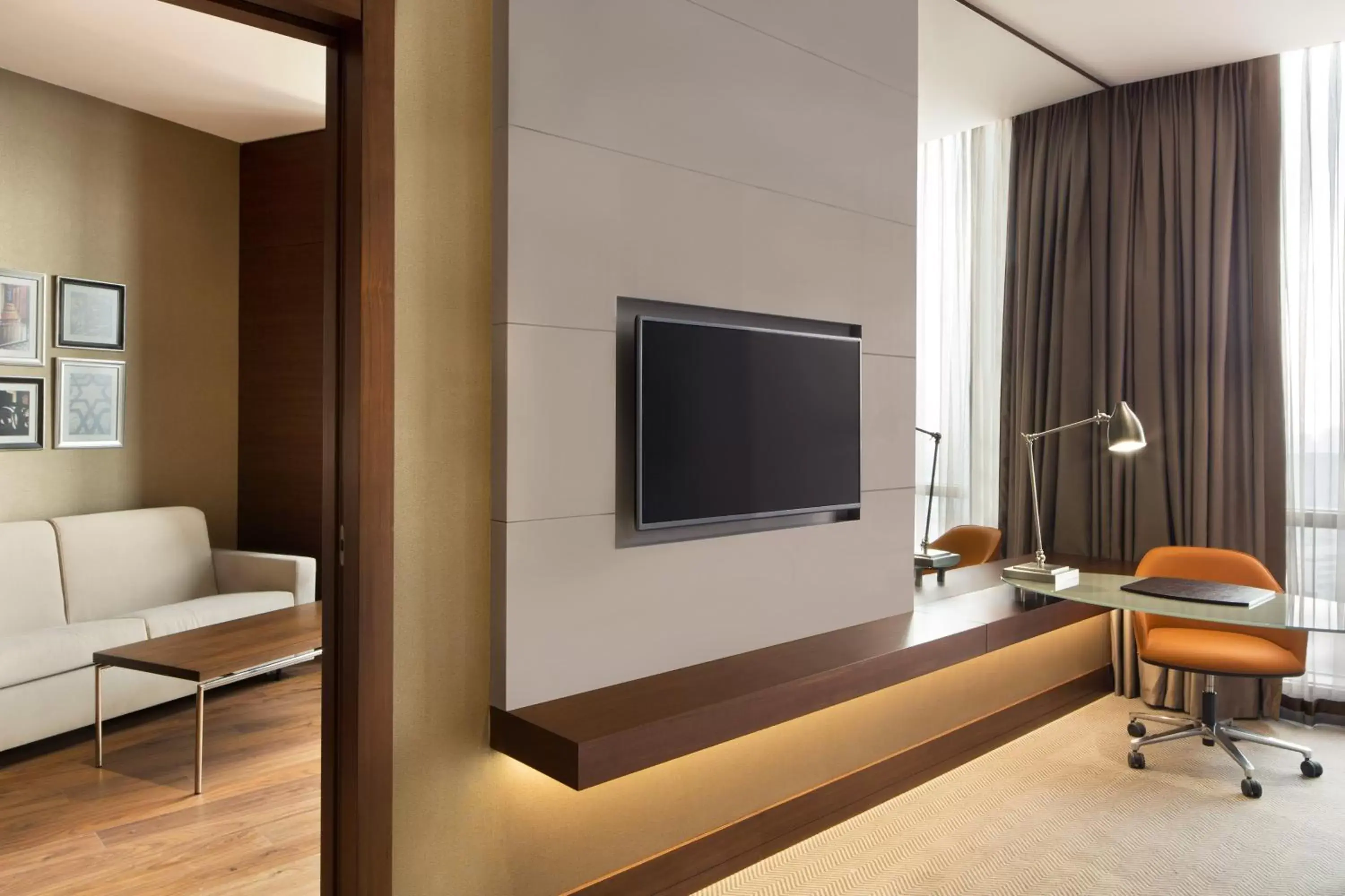 Photo of the whole room, TV/Entertainment Center in Sheraton Grand Istanbul Atasehir