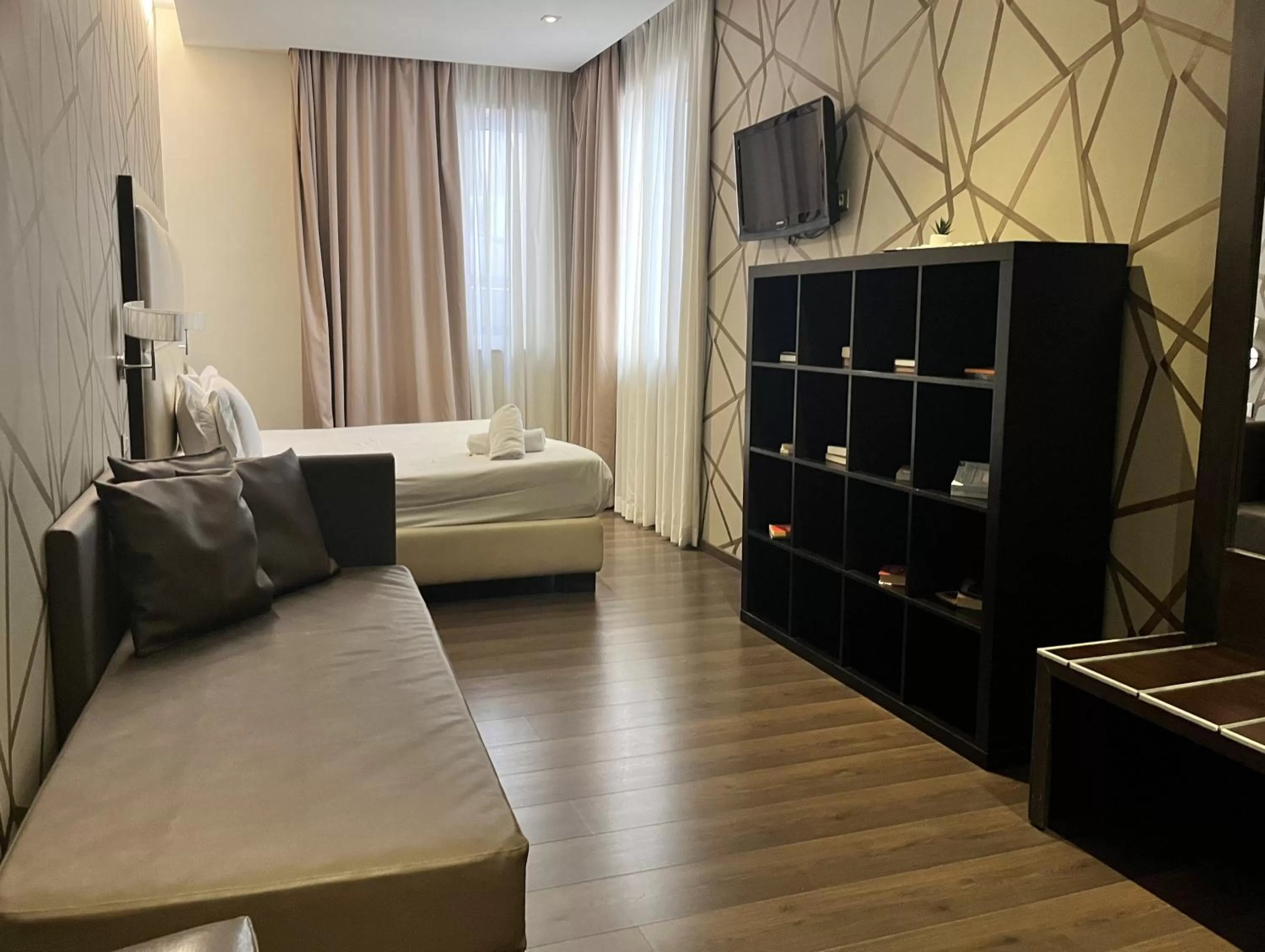 Bed in Catone District Hotel