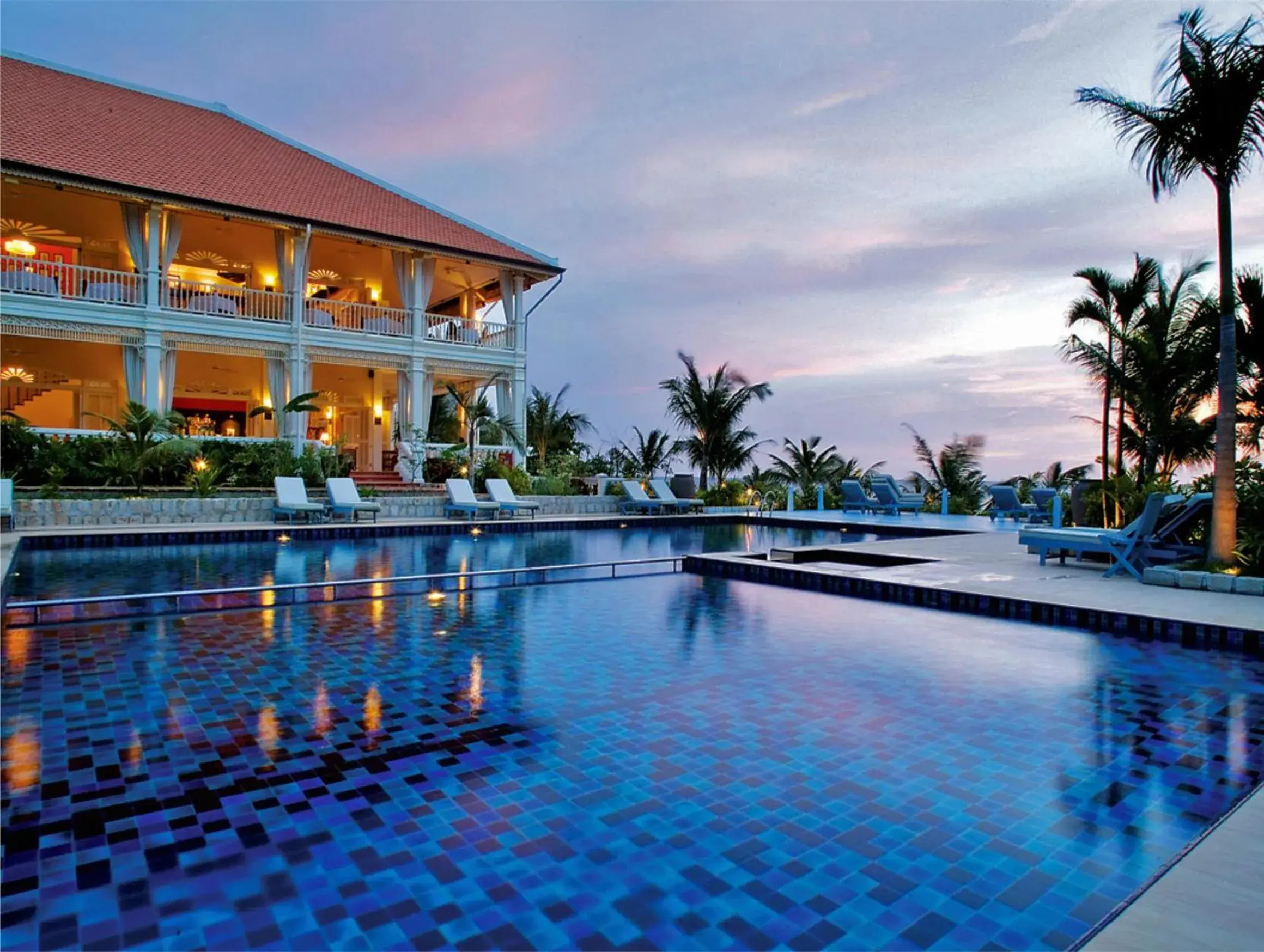 Swimming pool, Property Building in La Veranda Resort Phu Quoc - MGallery