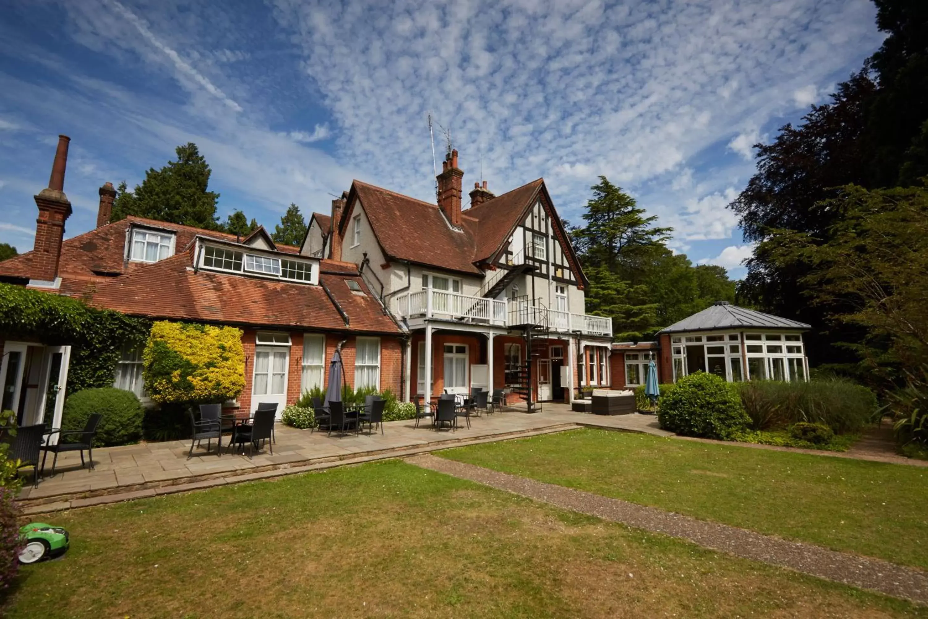 Garden, Property Building in Lismoyne Hotel