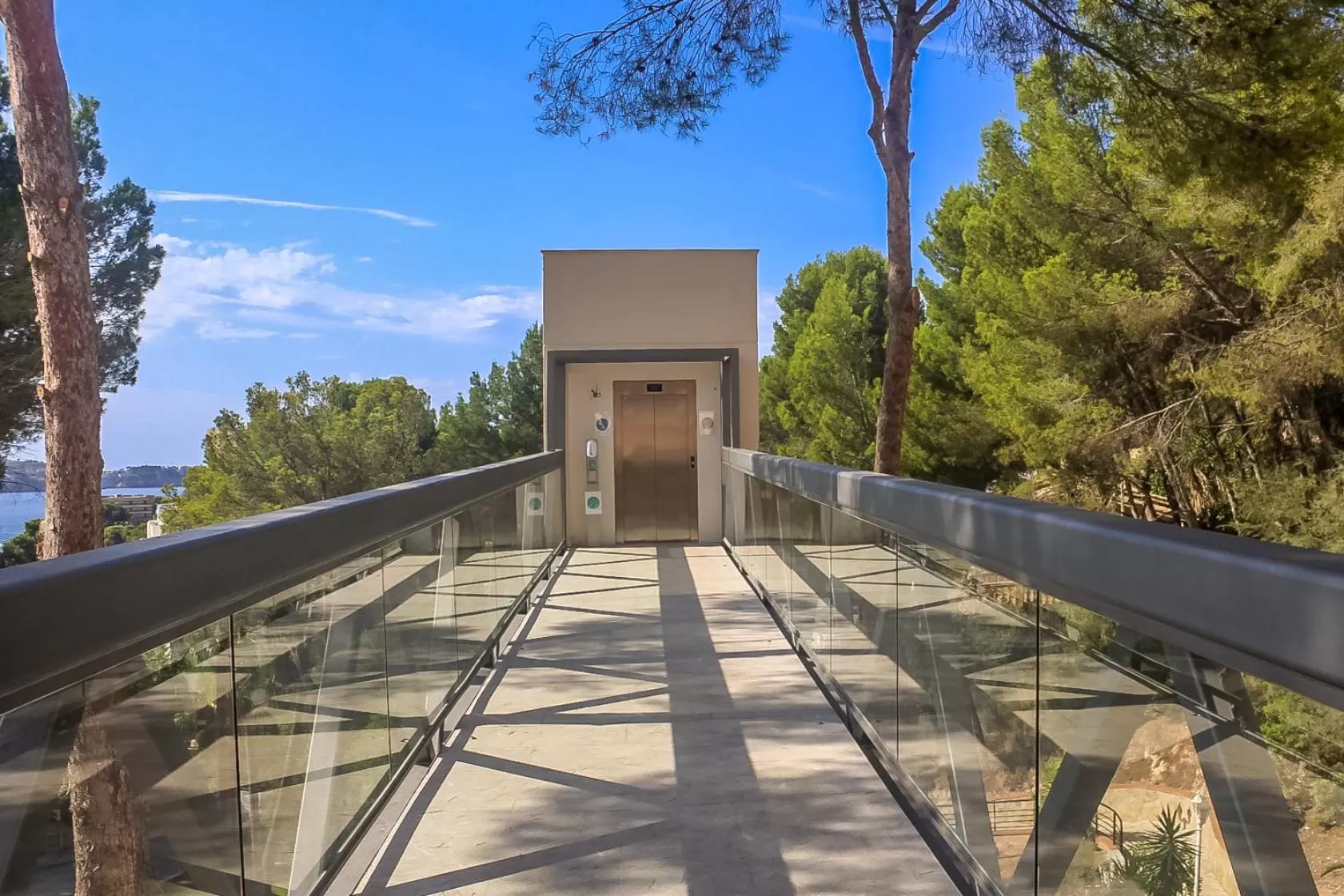 Property building in Valentin Grand Park Suite Hotel