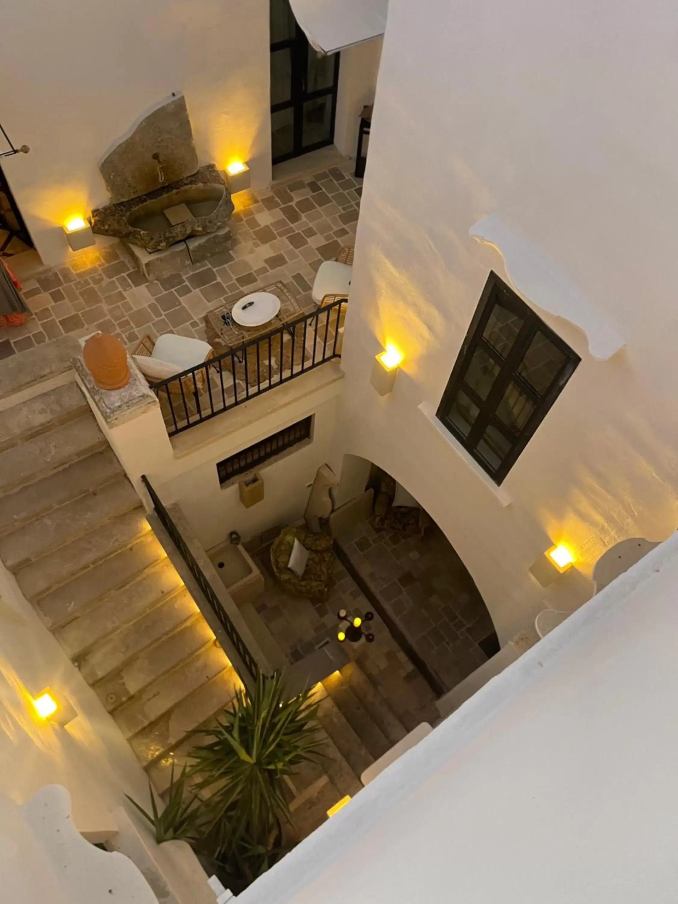 Inner courtyard view, Kitchen/Kitchenette in NUR