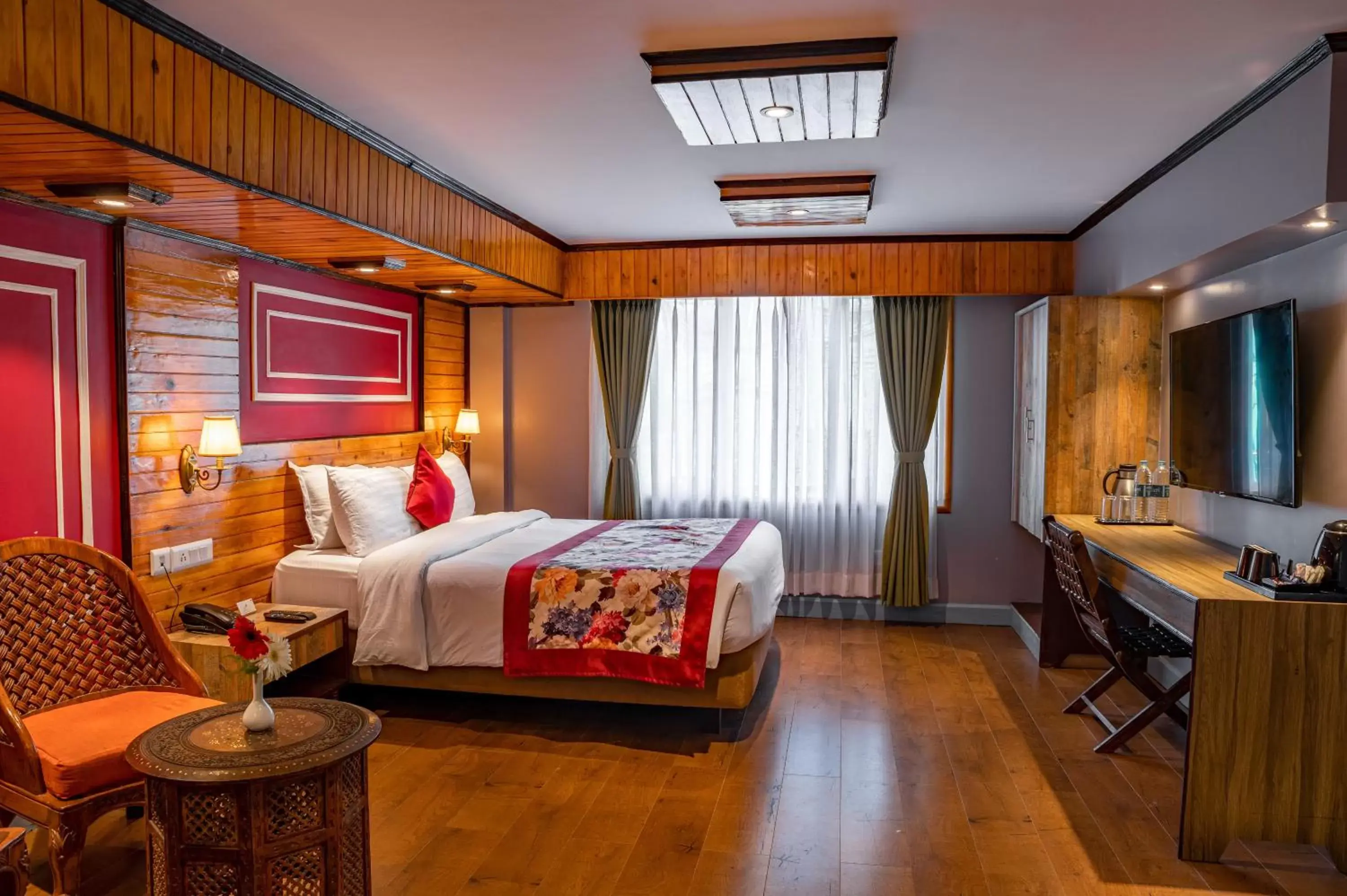 Bedroom, Bed in Mount Conifer Suites & Spa Bedroom, Bed in Mount Conifer Suites & Spa