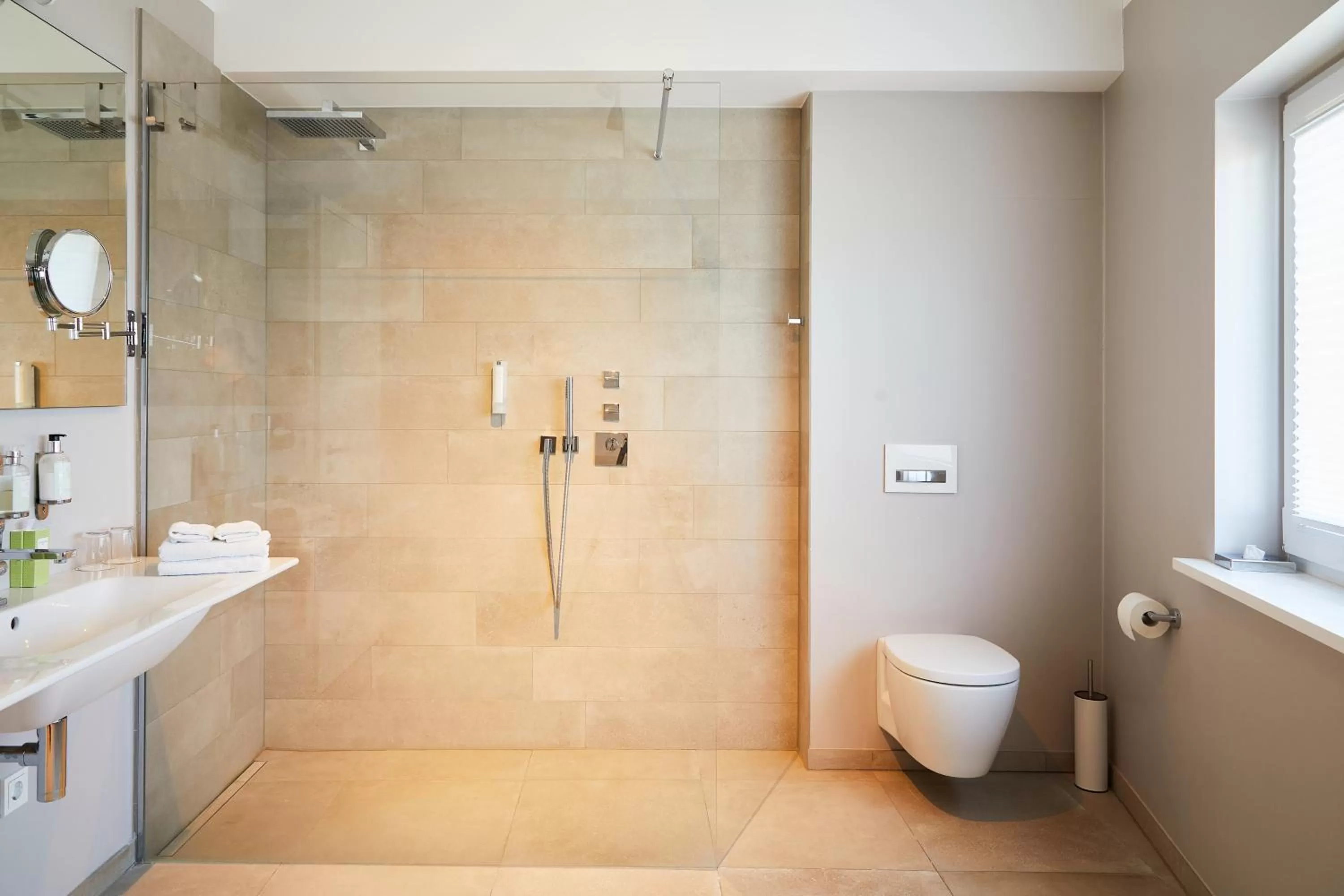 Fuchsbau Romantik Hotel & SPA Restaurant & FOX Bar