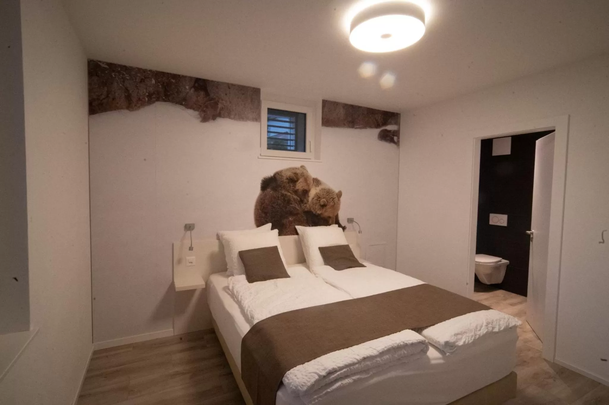 View (from property/room), Bed in Hotel de la Concorde