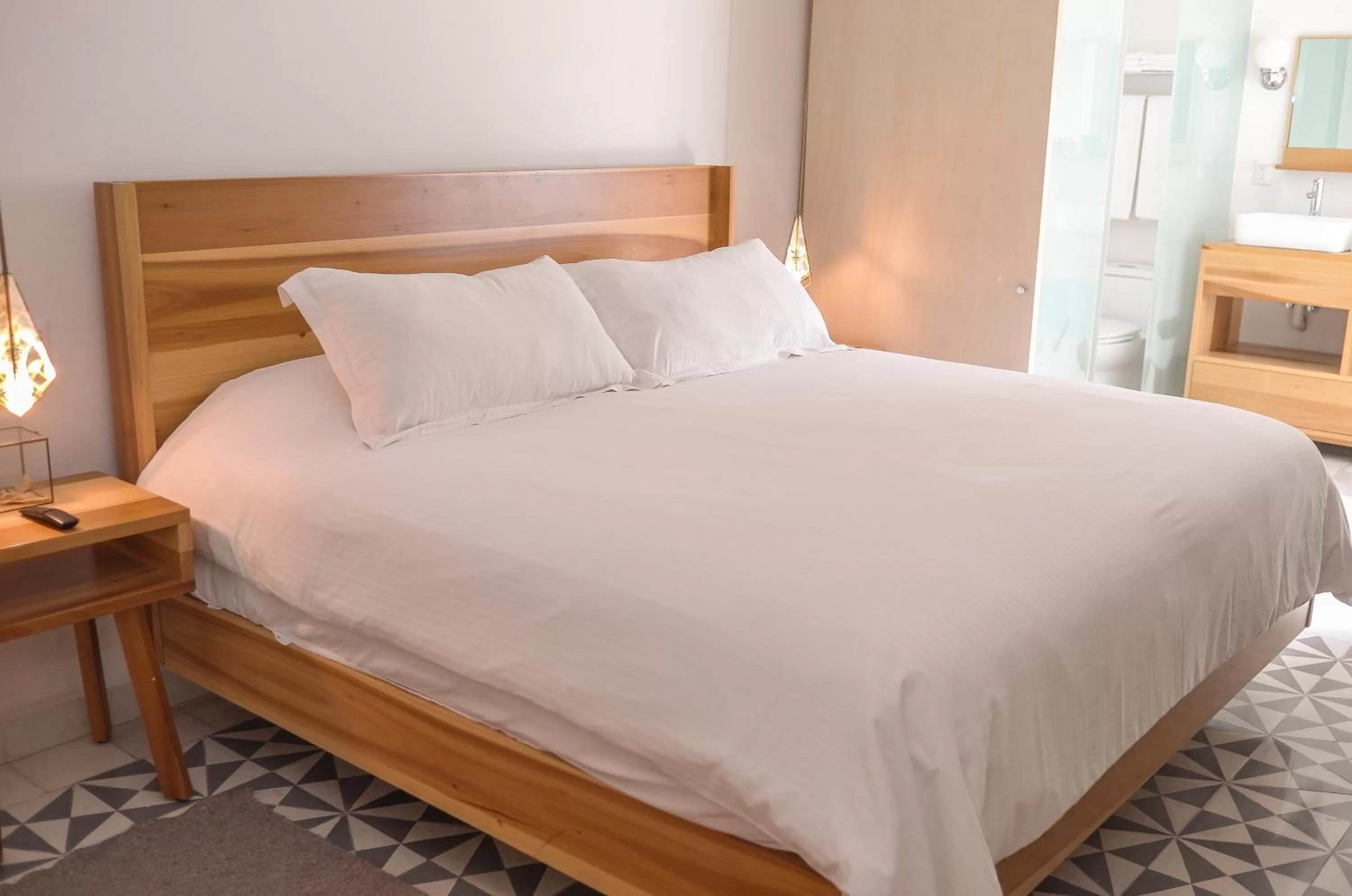 Shower, Bed in Casa Nuevo Leon