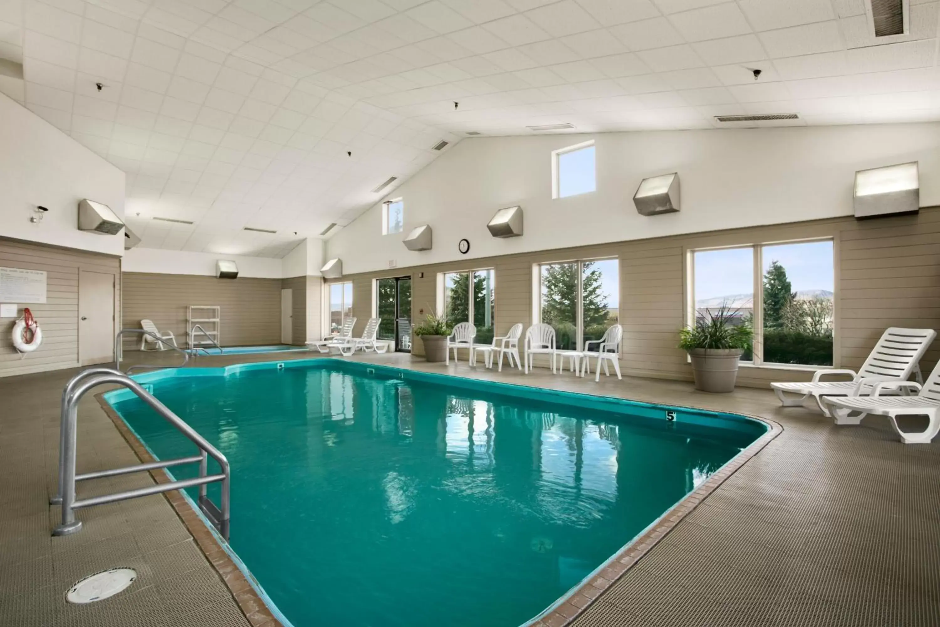 Swimming Pool in Days Inn by Wyndham Rapid City