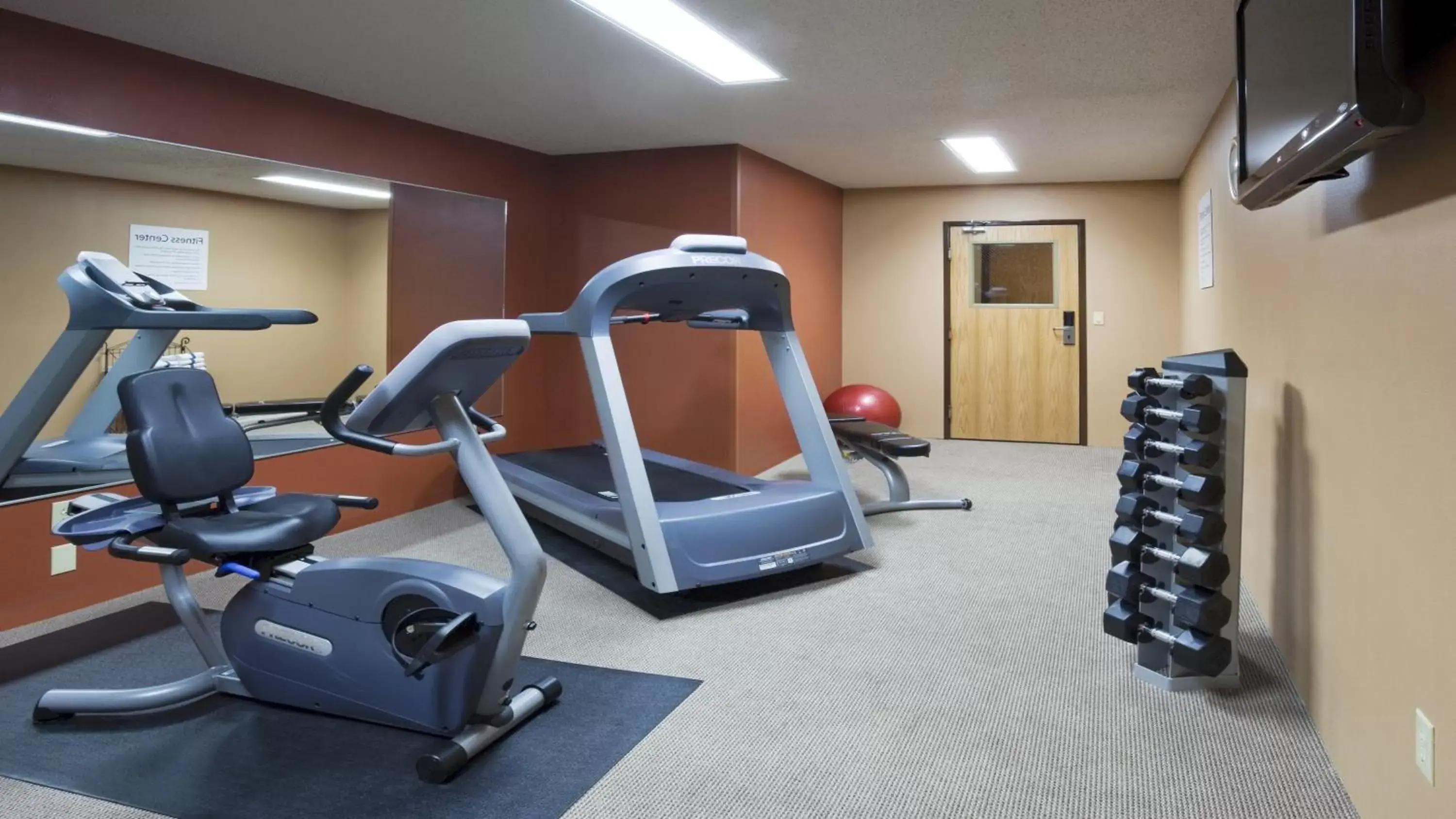 Fitness centre/facilities in Holiday Inn Express Deforest by IHG Fitness centre/facilities in Holiday Inn Express Deforest by IHG