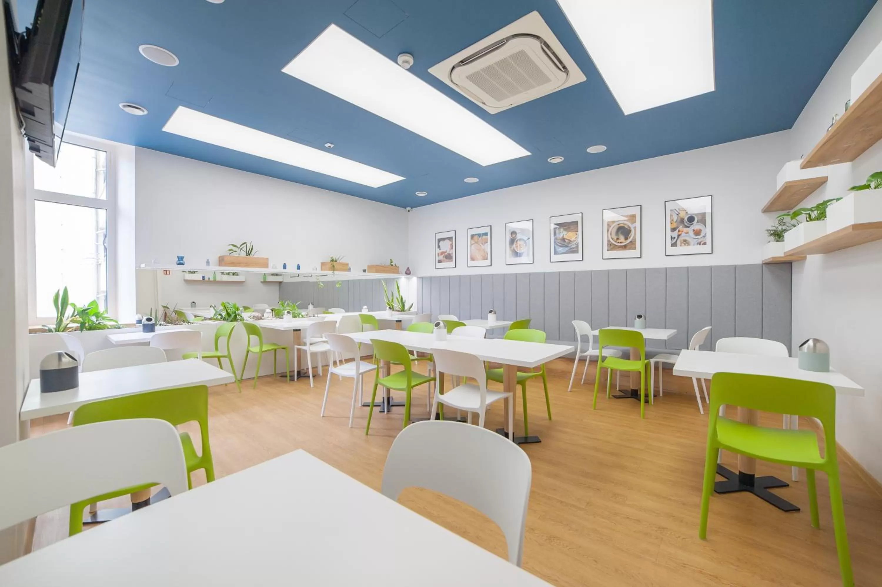 Restaurant/places to eat in Hotel Traffic Wrocław Stare Miasto