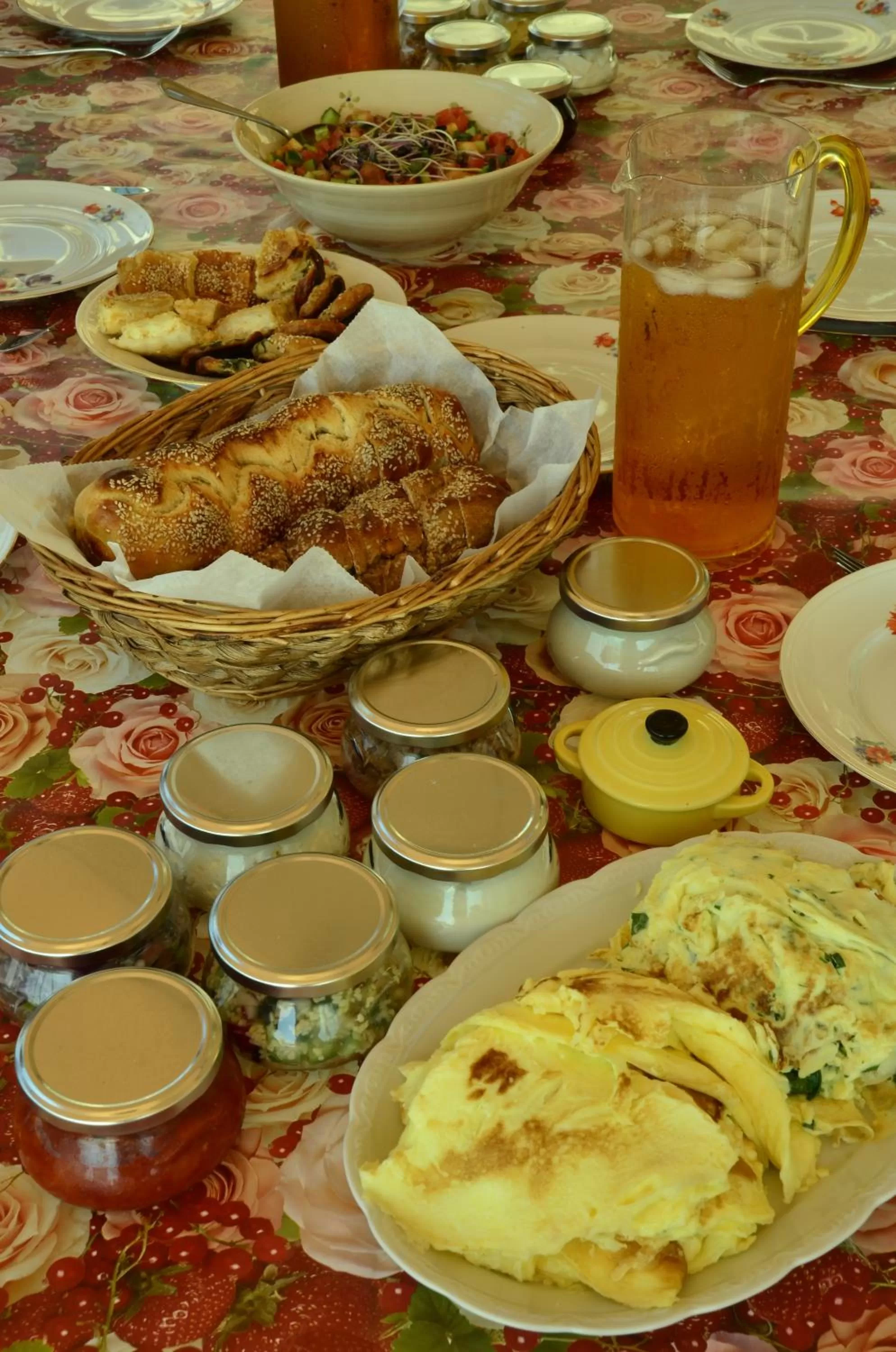 Breakfast in HaBaronit