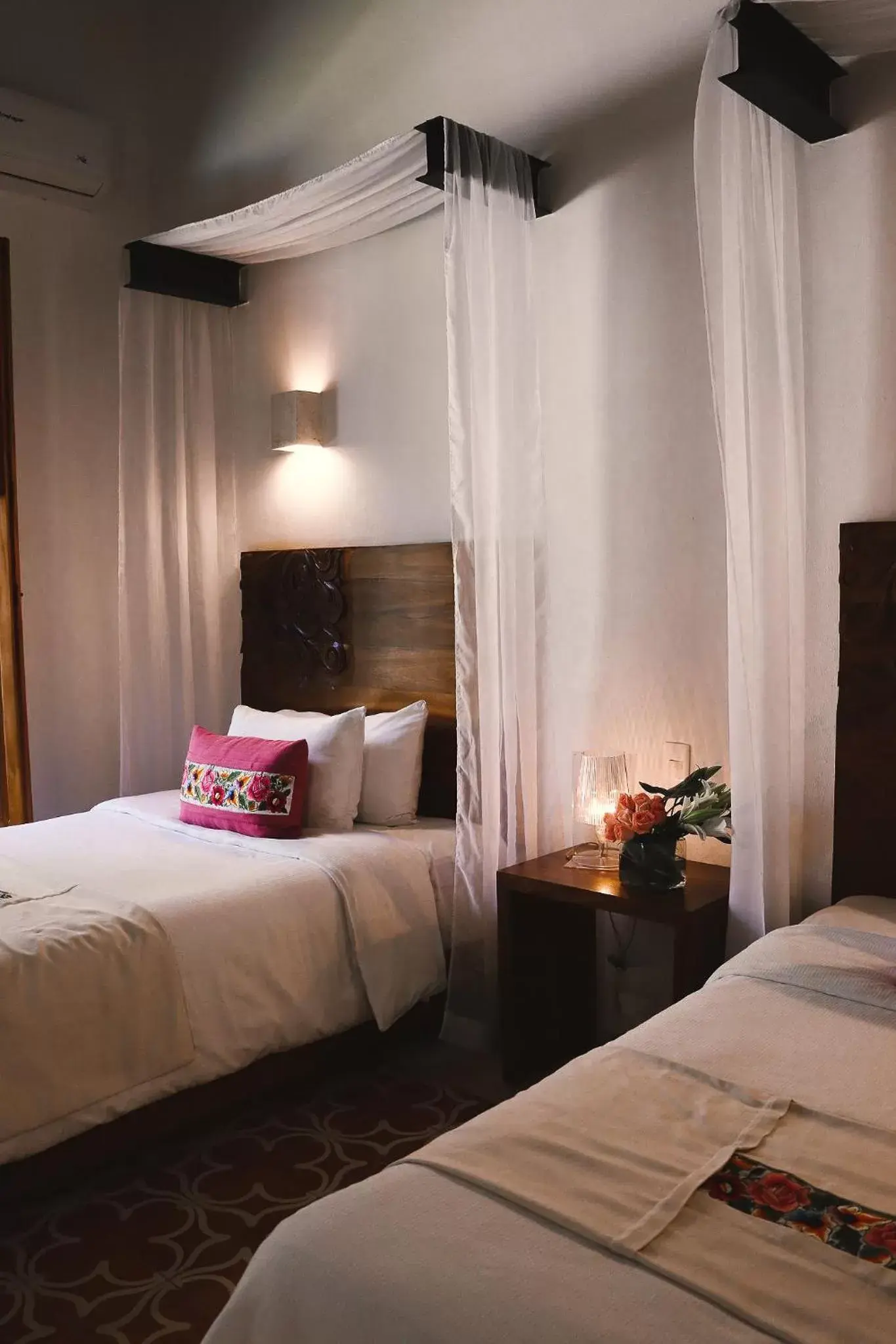 Bed in Casa de Las Palomas Boutique Hotel by Paloma's Hotels - Adults Only