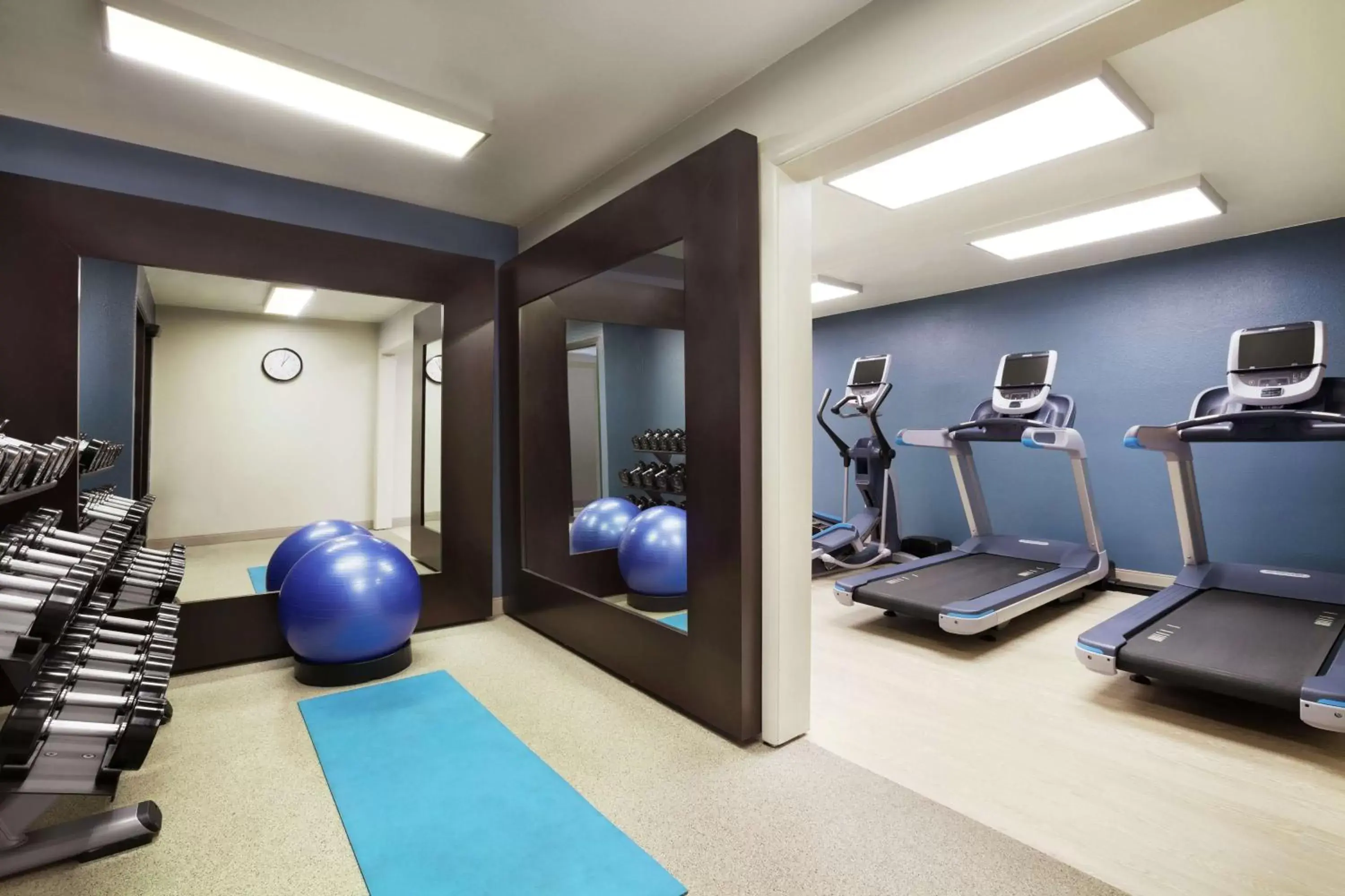 Fitness centre/facilities in Embassy Suites by Hilton Lompoc Central Coast Fitness centre/facilities in Embassy Suites by Hilton Lompoc Central Coast