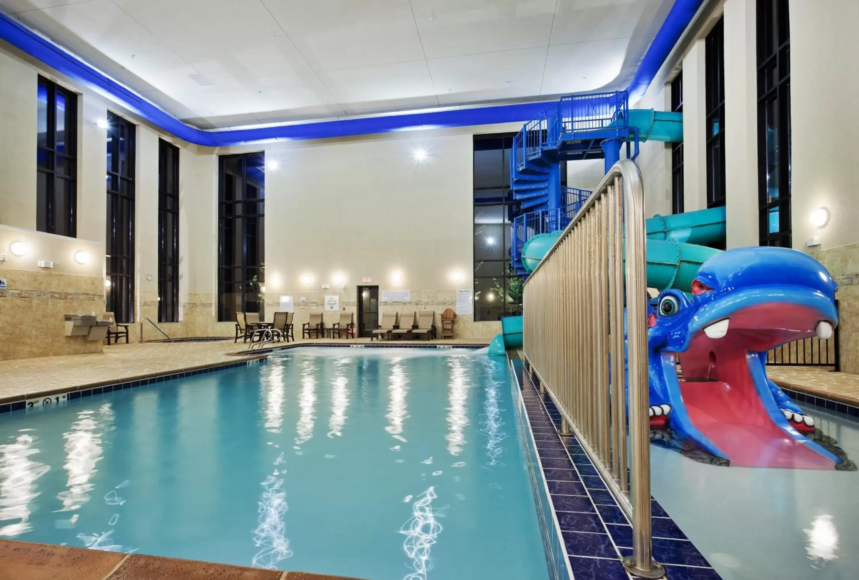 Swimming Pool in Holiday Inn Express and Suites Great Falls, an IHG Hotel