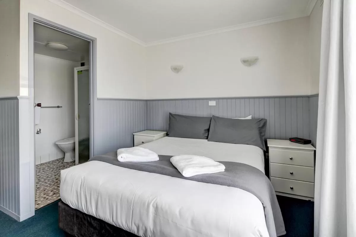 Standard Queen Room in Central Motel Port Fairy
