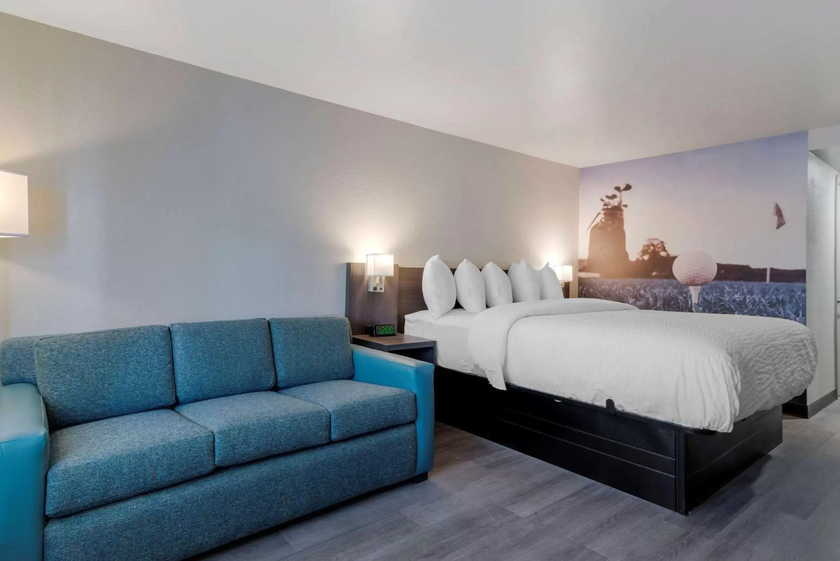 Photo of the whole room, Bed in Clarion Pointe McDonough Photo of the whole room, Bed in Clarion Pointe McDonough