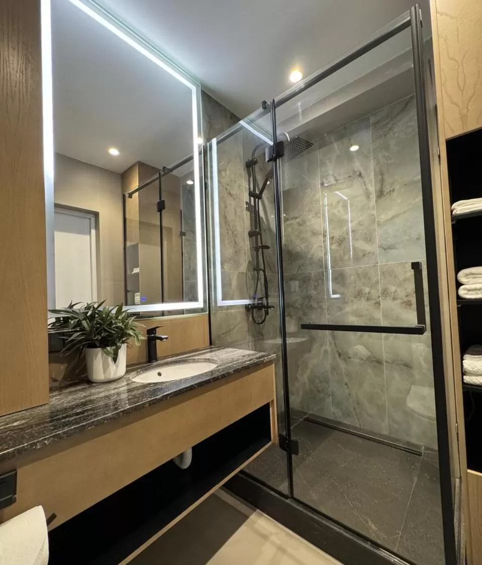 Bathroom in Evropa Hotel