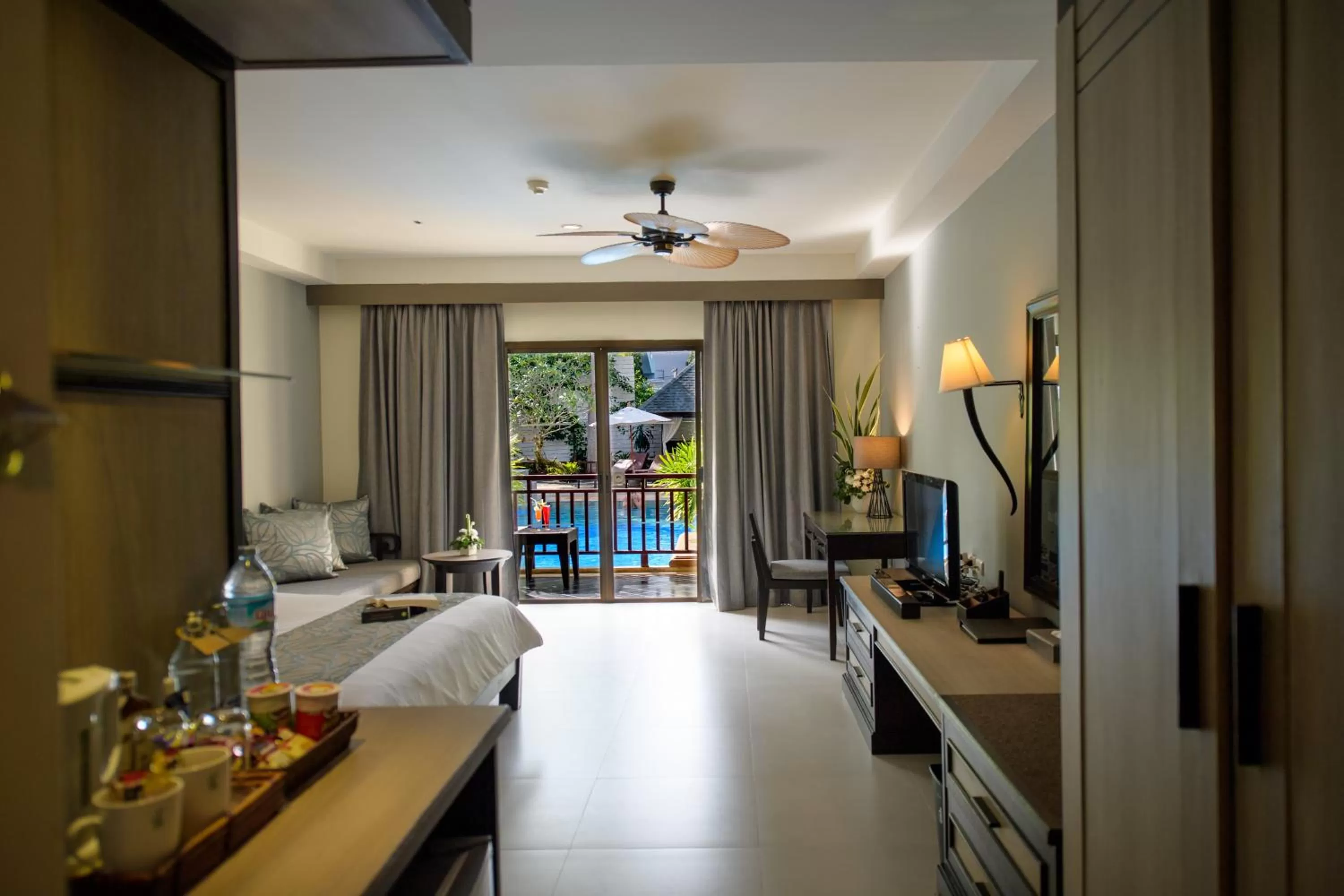 Bedroom, Bed in Krabi La Playa Resort