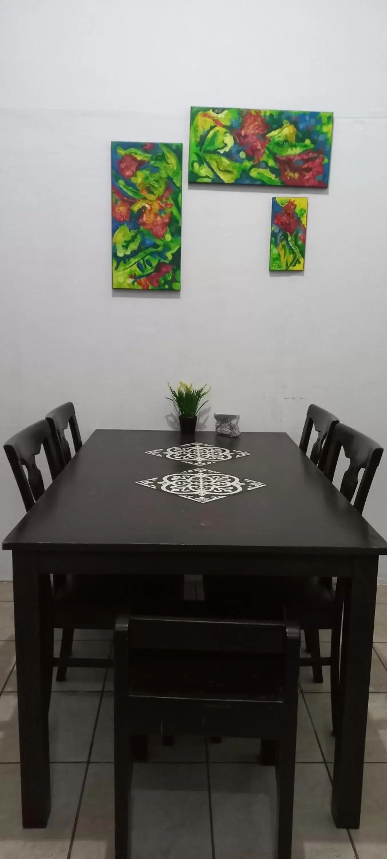 Communal kitchen, Dining Area in Hotel Las Colinas