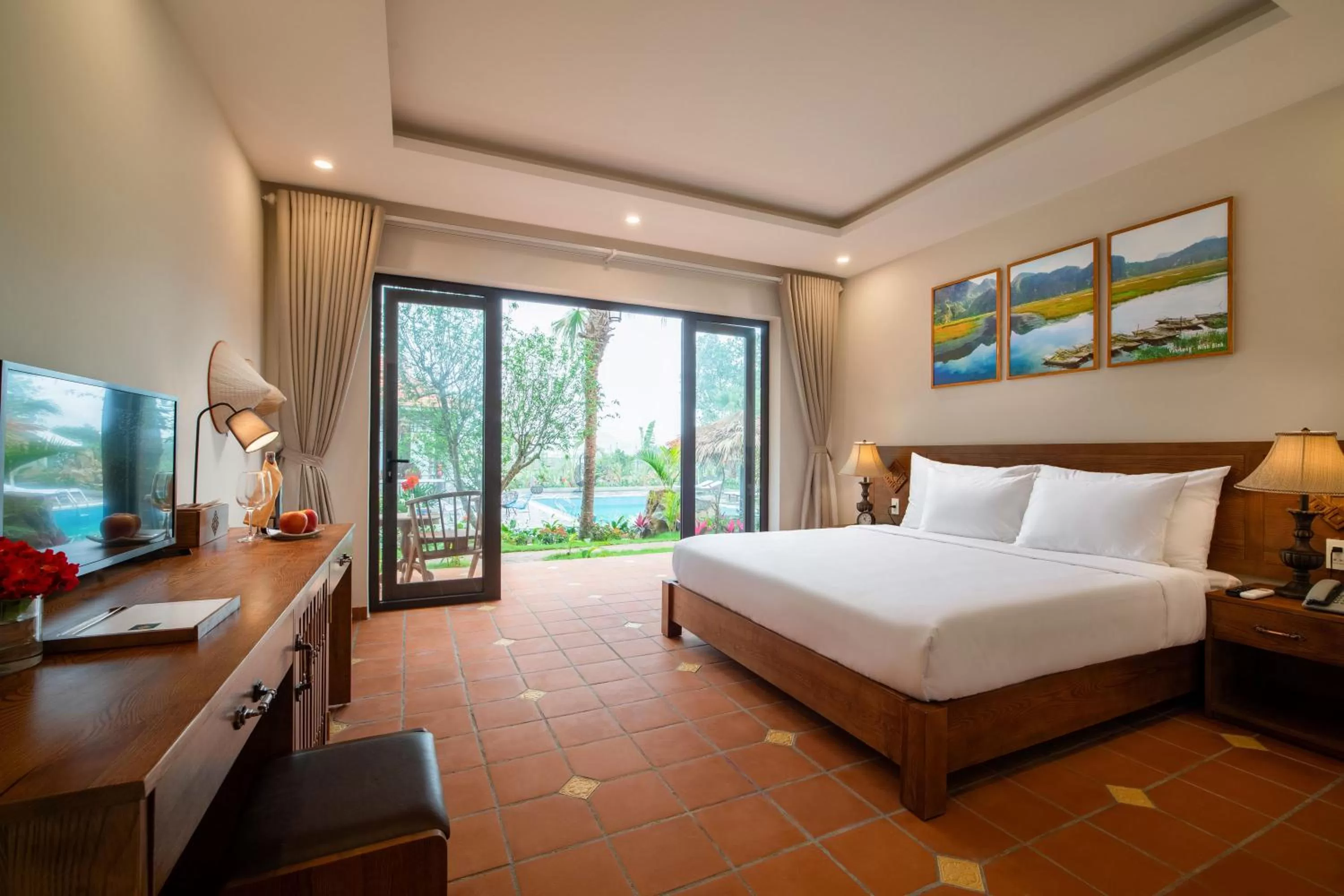 Photo of the whole room, Bed in Bai Dinh Garden Resort & Spa