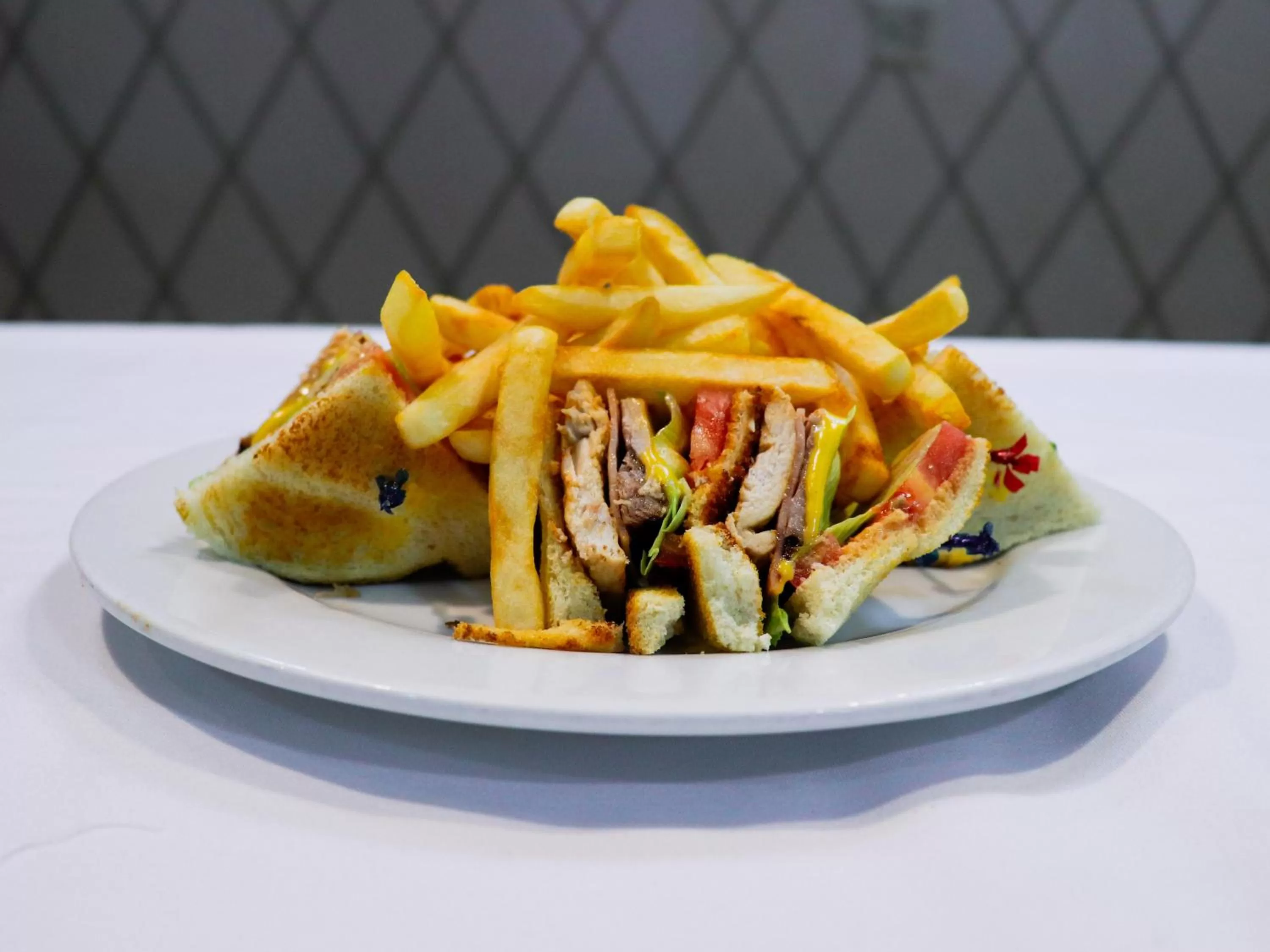 Restaurant/places to eat in Hotel Puerta del Sol