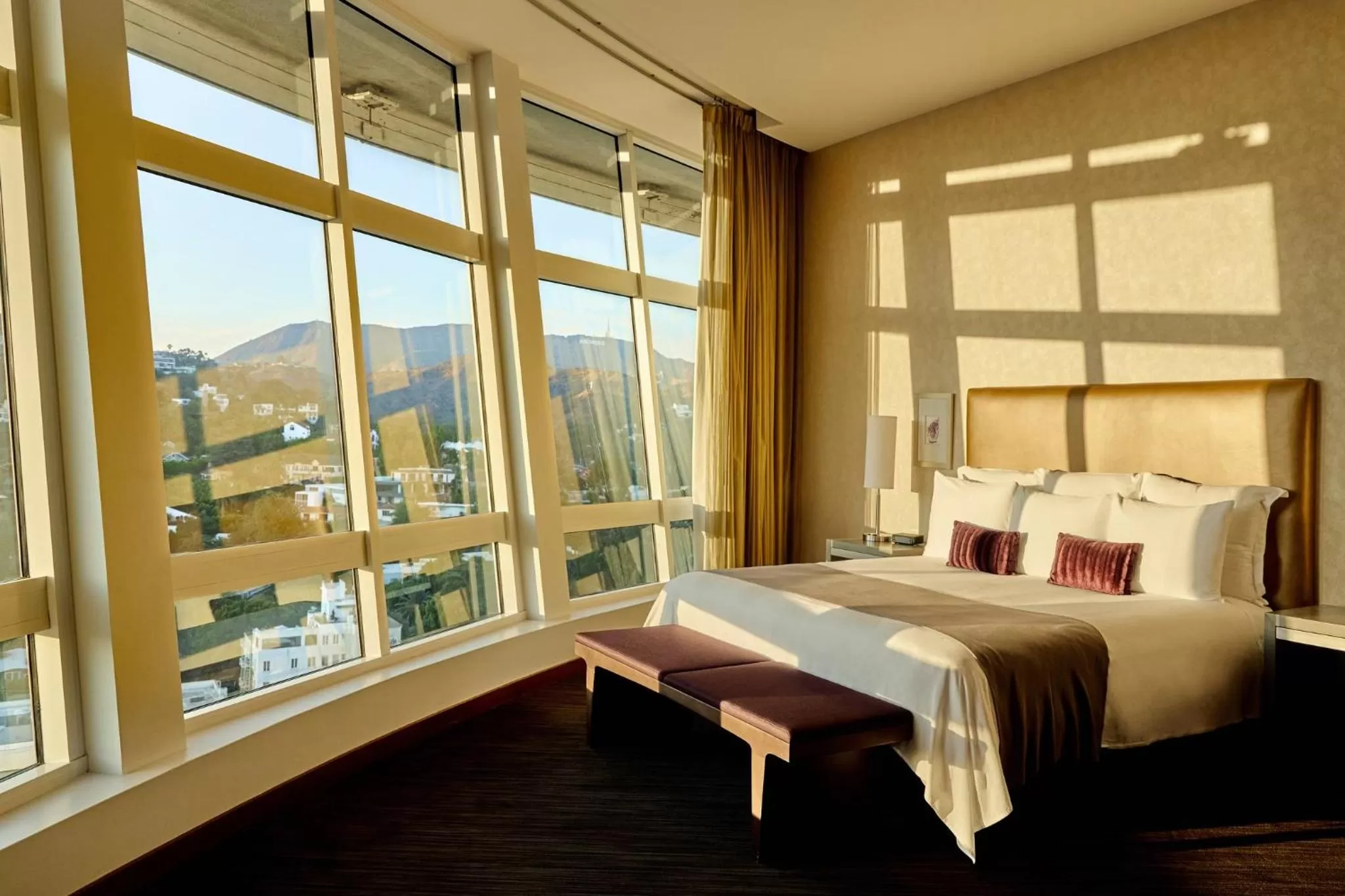 Bedroom, Bed in Loews Hollywood Hotel