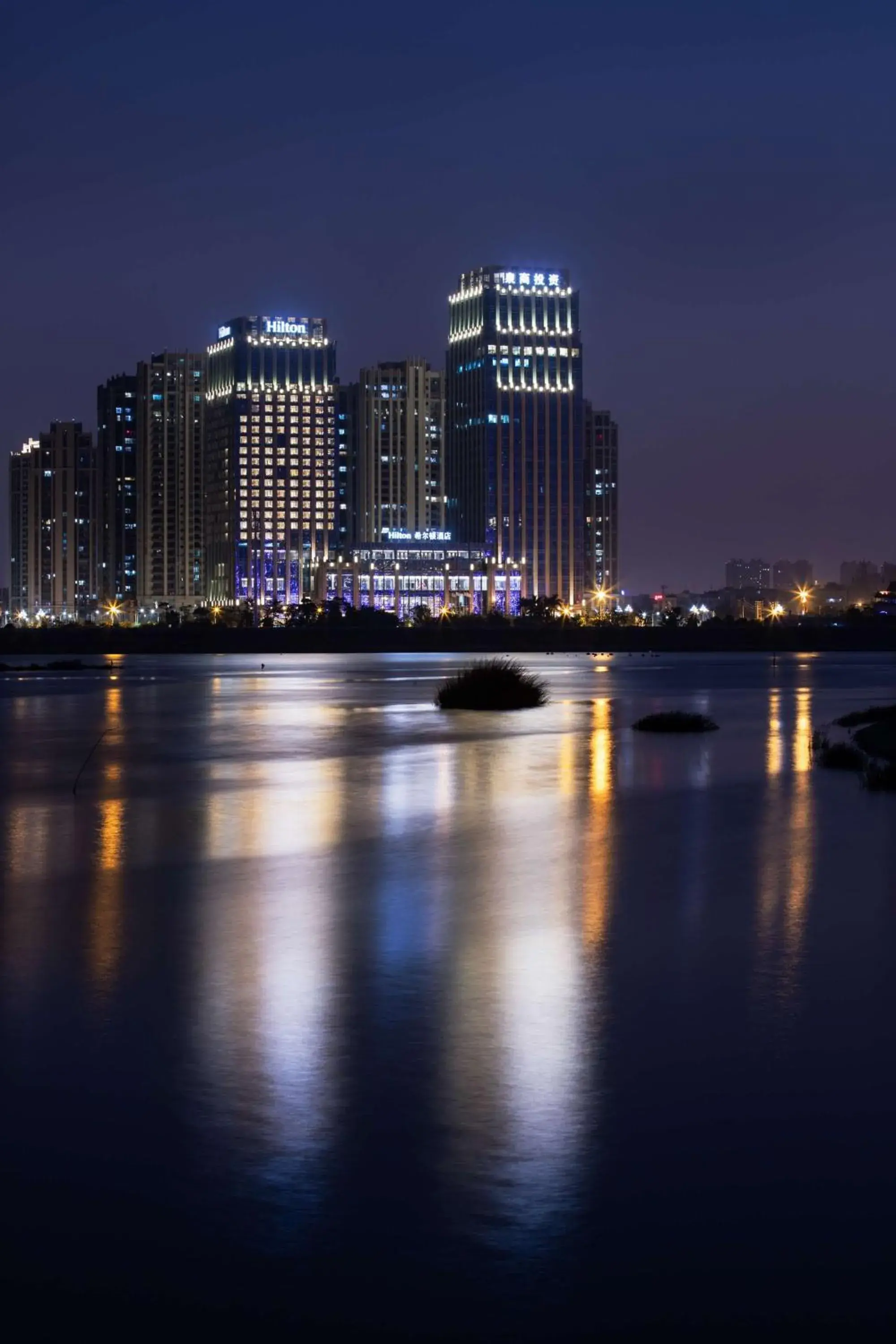 Property building in Hilton Quanzhou Riverside Property building in Hilton Quanzhou Riverside