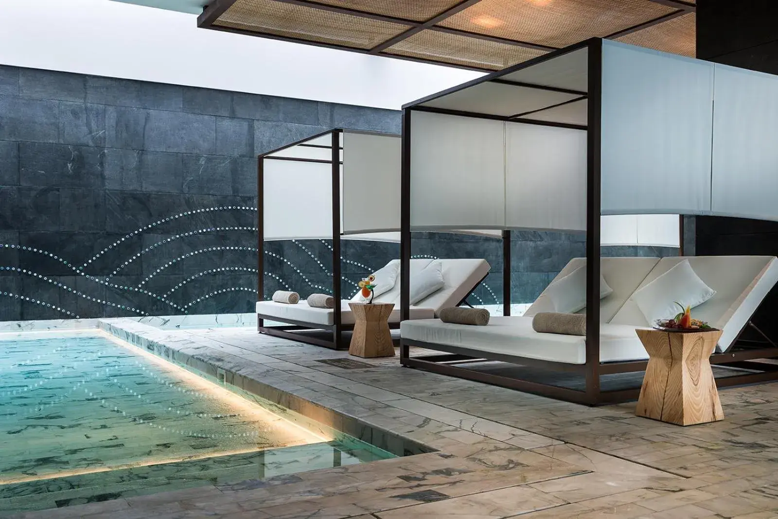 Swimming pool in Pullman Kaifeng Jianye Swimming pool in Pullman Kaifeng Jianye