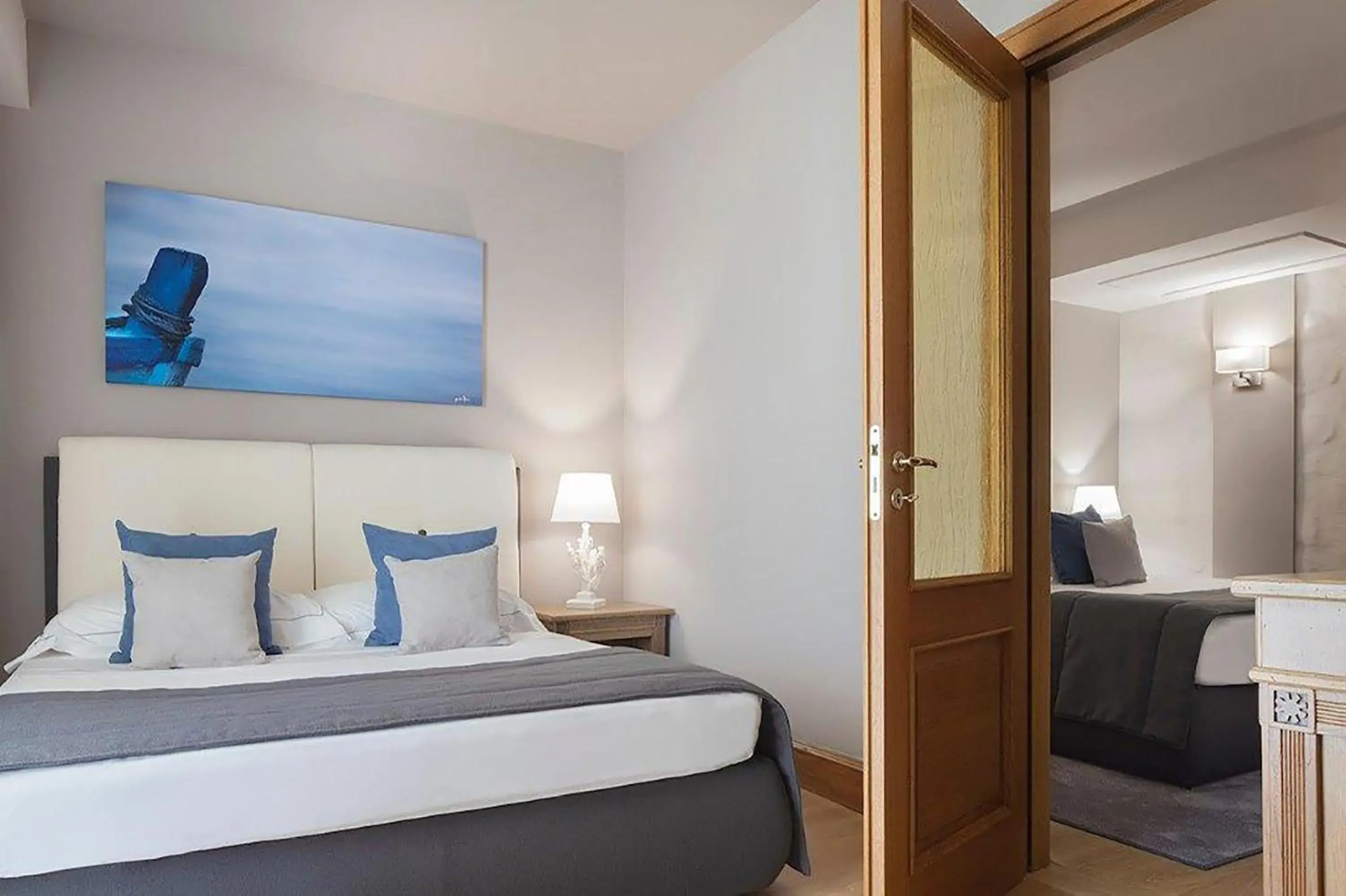 Bedroom, Bed in Grand Hotel Mazzaro Sea Palace