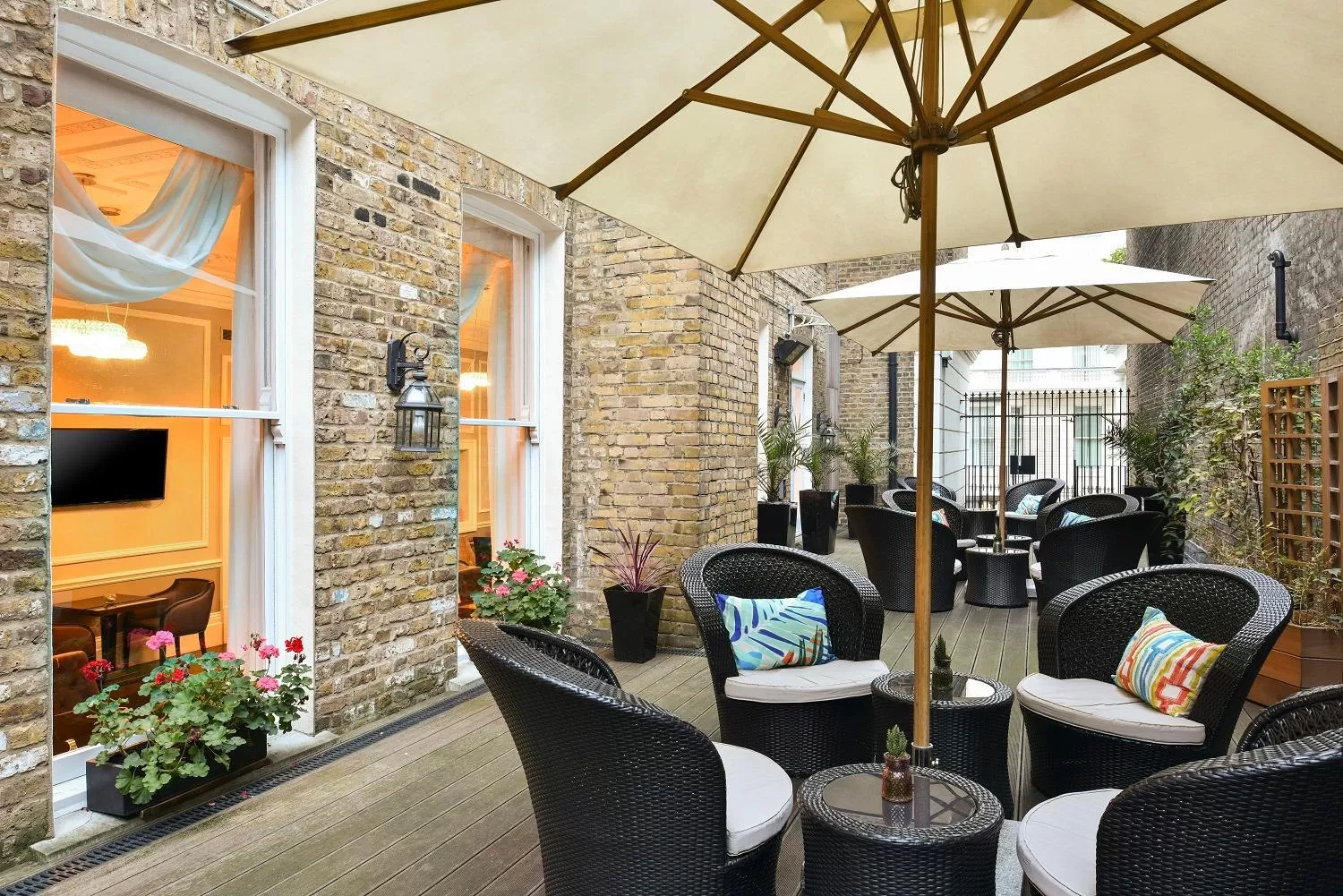 Balcony/Terrace in Fraser Suites Queens Gate