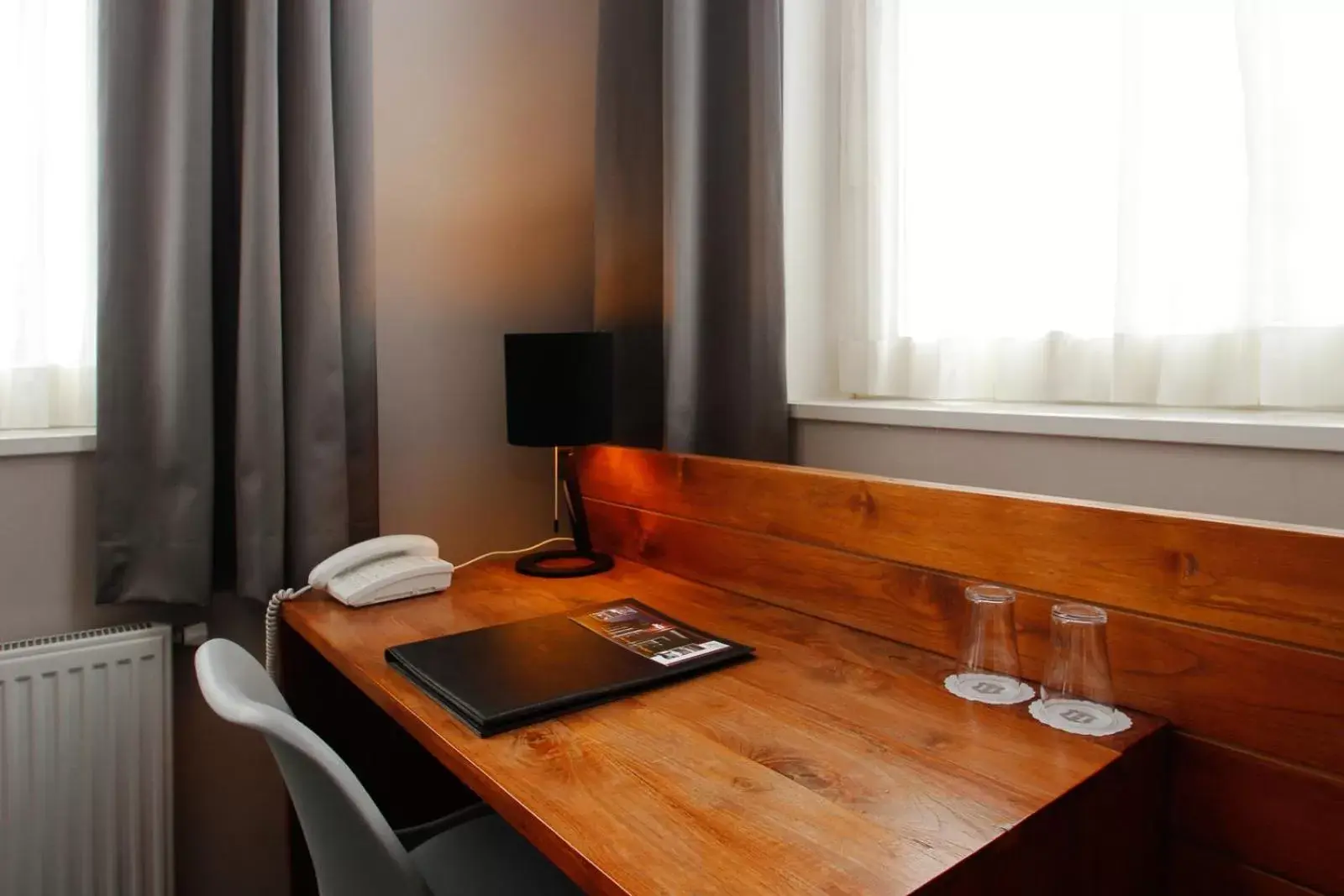 Seating area, TV/Entertainment Center in Hotel Aan De Singel