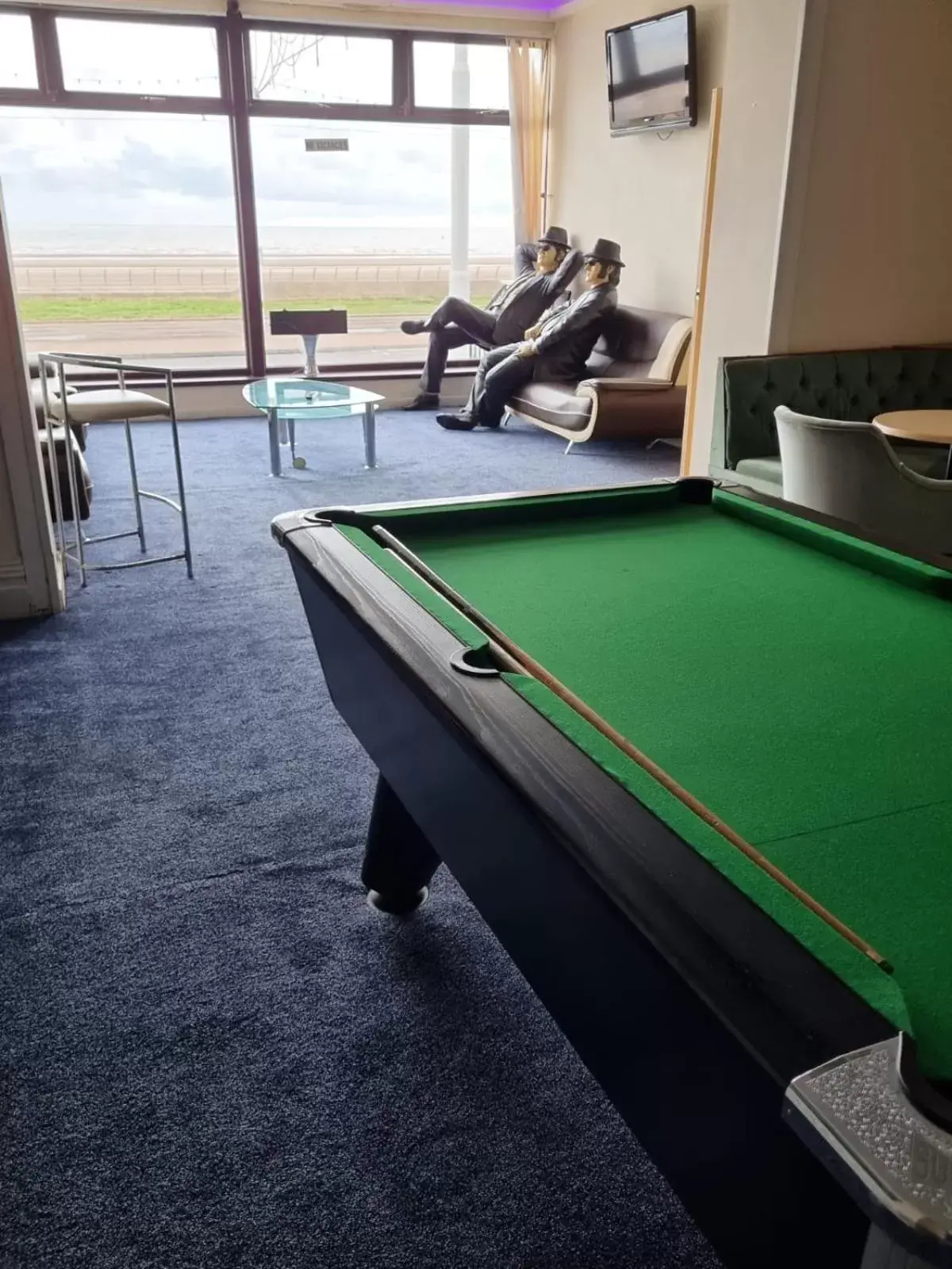 Lobby or reception, Billiards in Funky Towers
