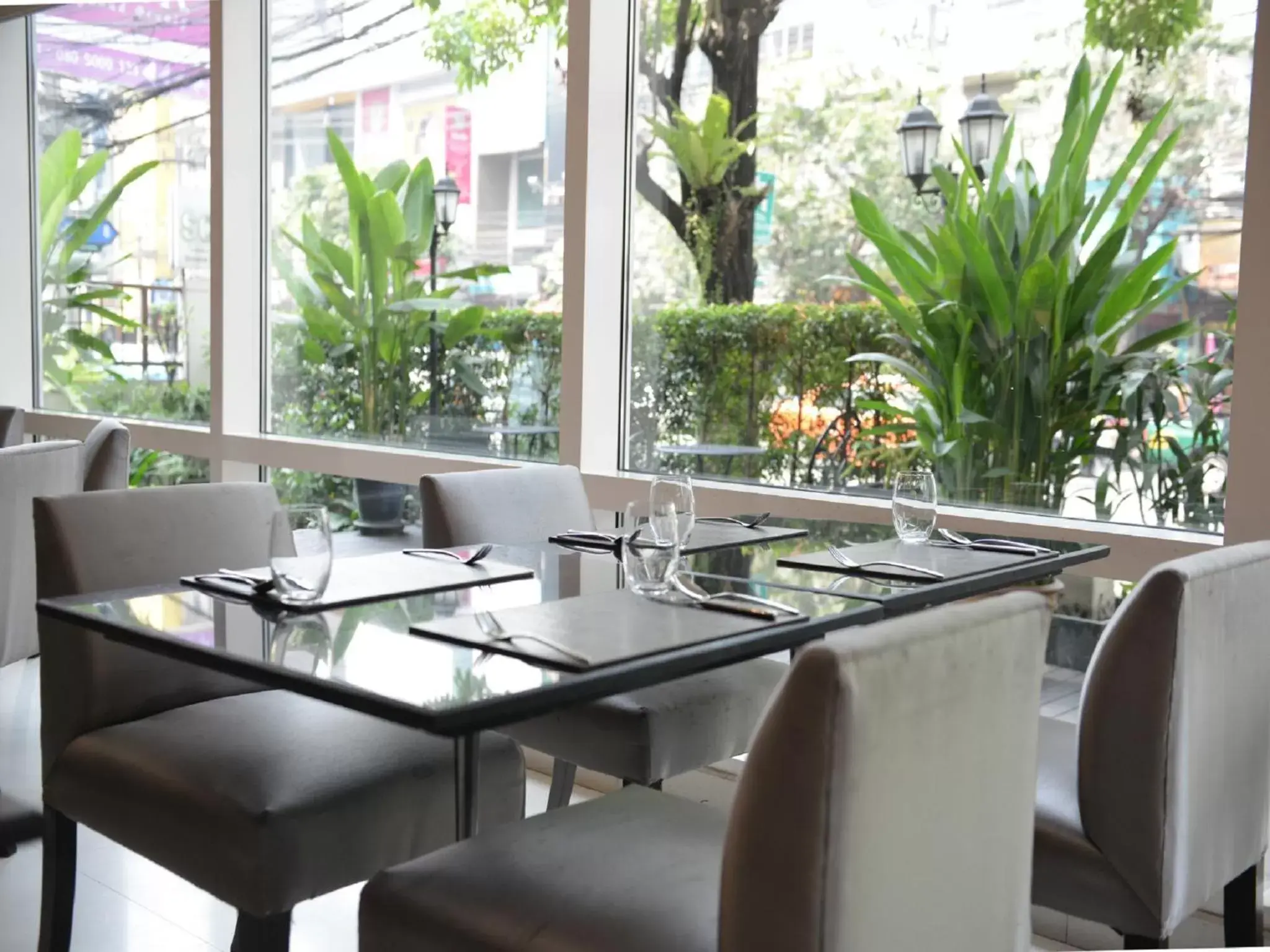 Restaurant/places to eat in Centre Point Sukhumvit Thong-Lo