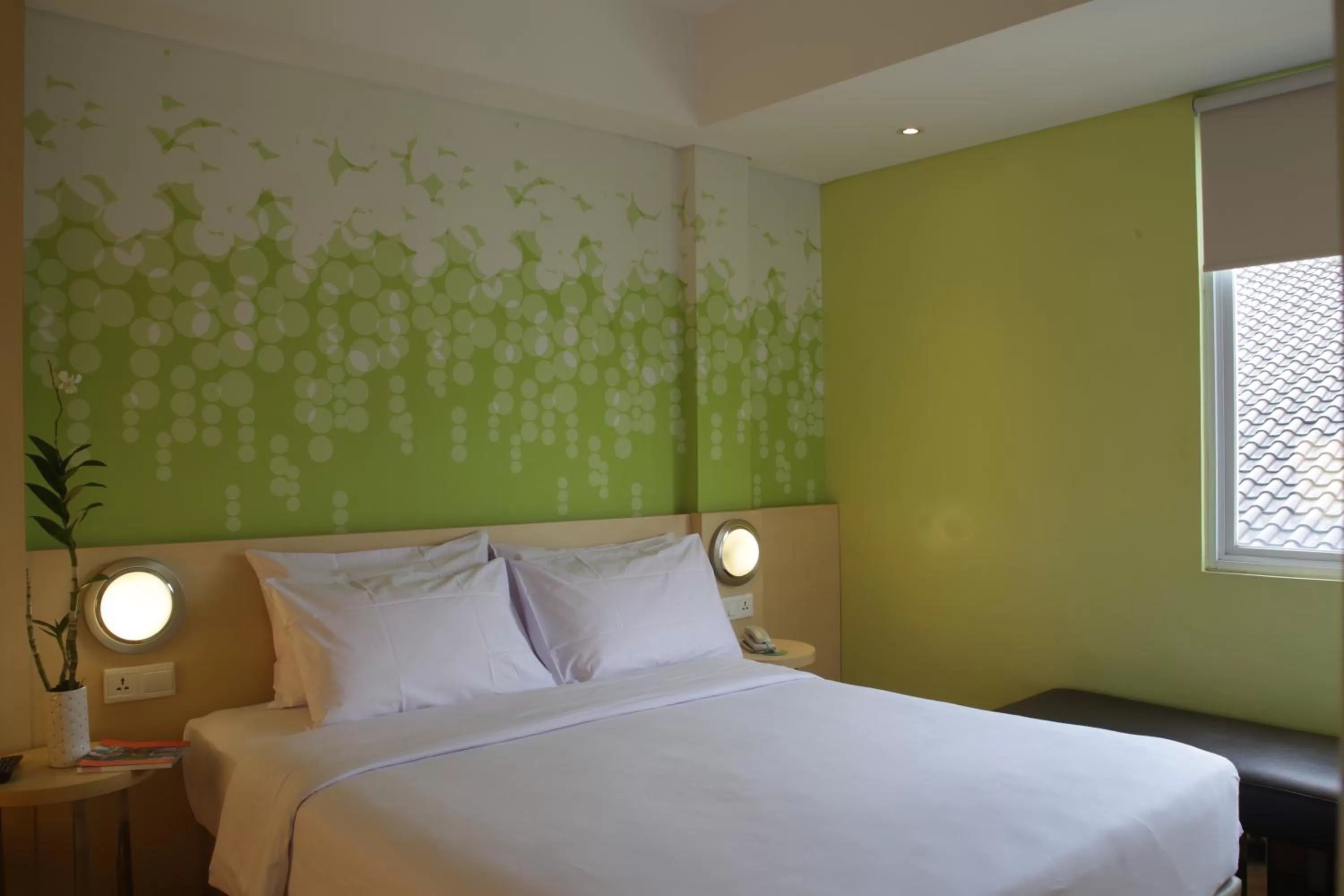 Bed in Zest Bogor by Swiss-Belhotel International