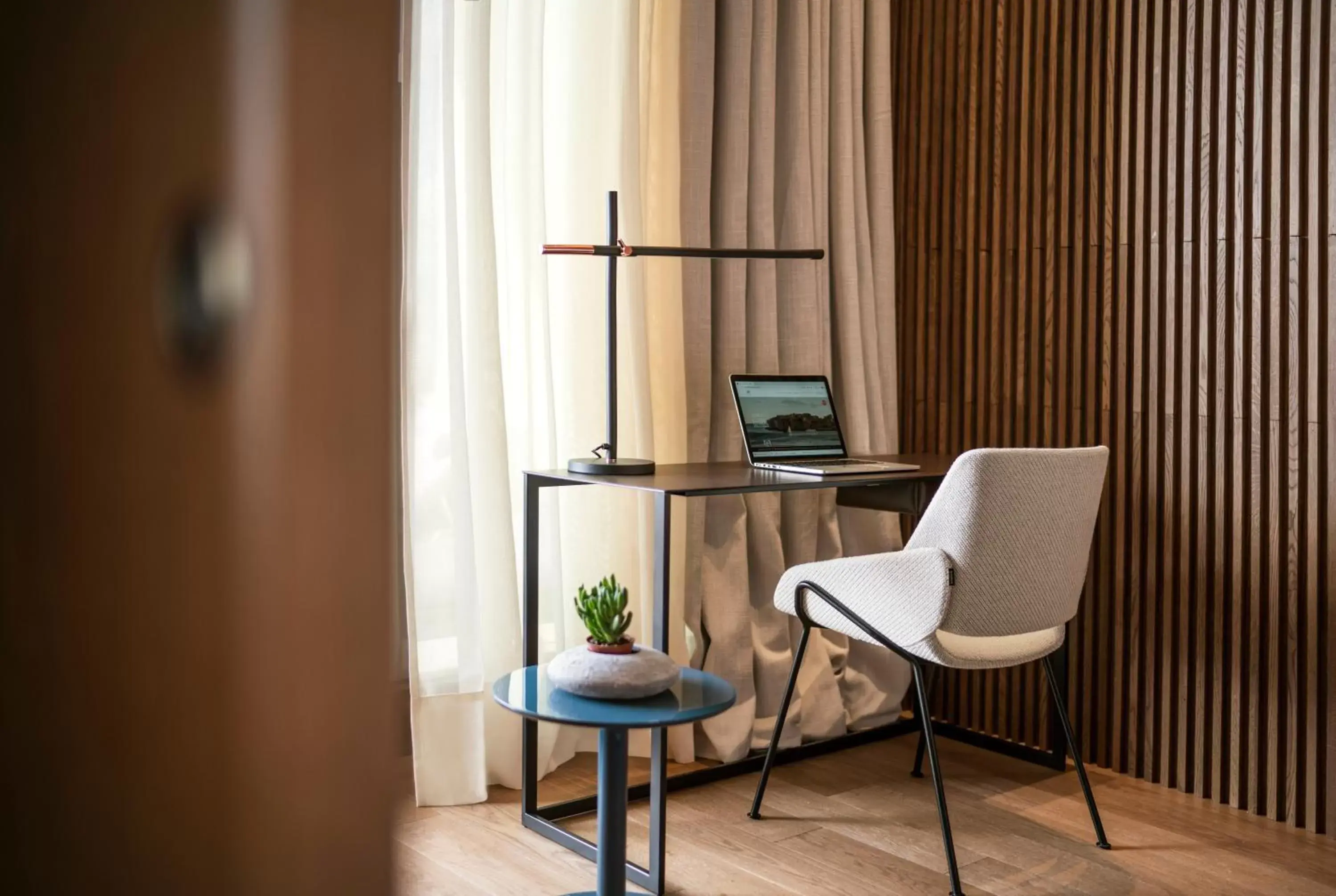 Seating area, TV/Entertainment Center in Hotel Dubrovnik Palace